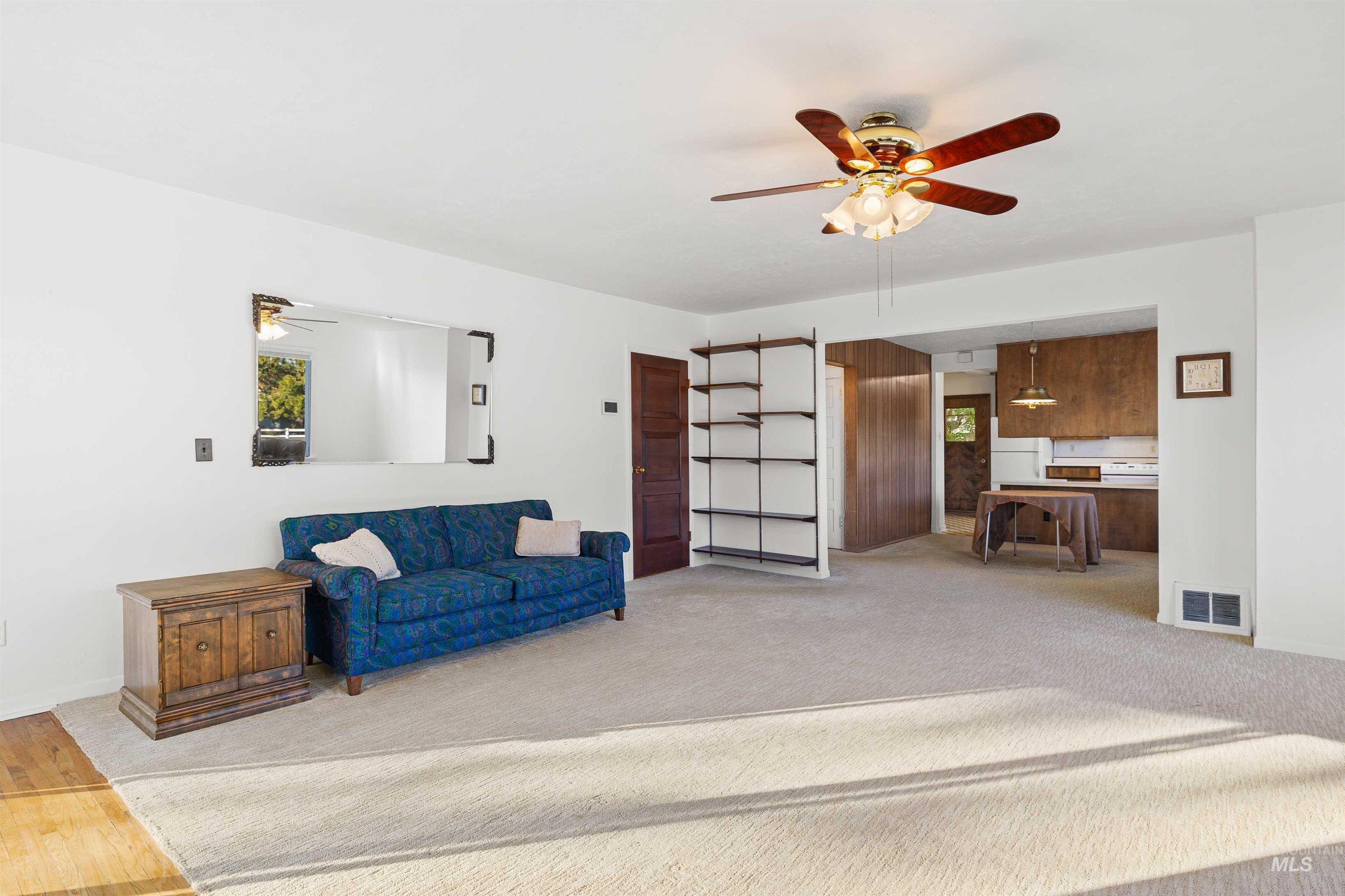 2539 E 3700 N, Twin Falls, Idaho 83301, 4 Bedrooms, 2 Bathrooms, Residential For Sale, Price $330,000, 98965968