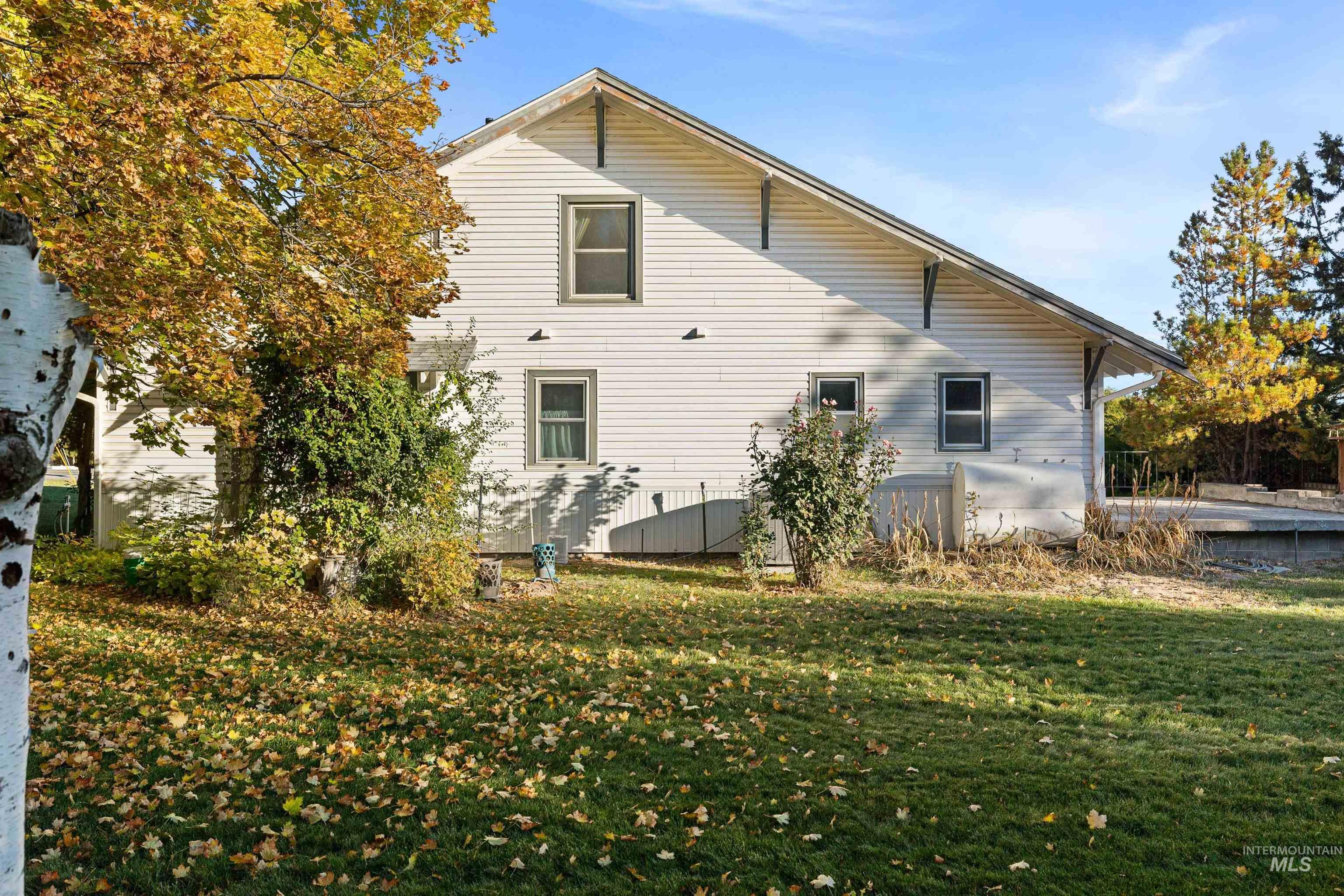 2539 E 3700 N, Twin Falls, Idaho 83301, 4 Bedrooms, 2 Bathrooms, Residential For Sale, Price $330,000, 98965968