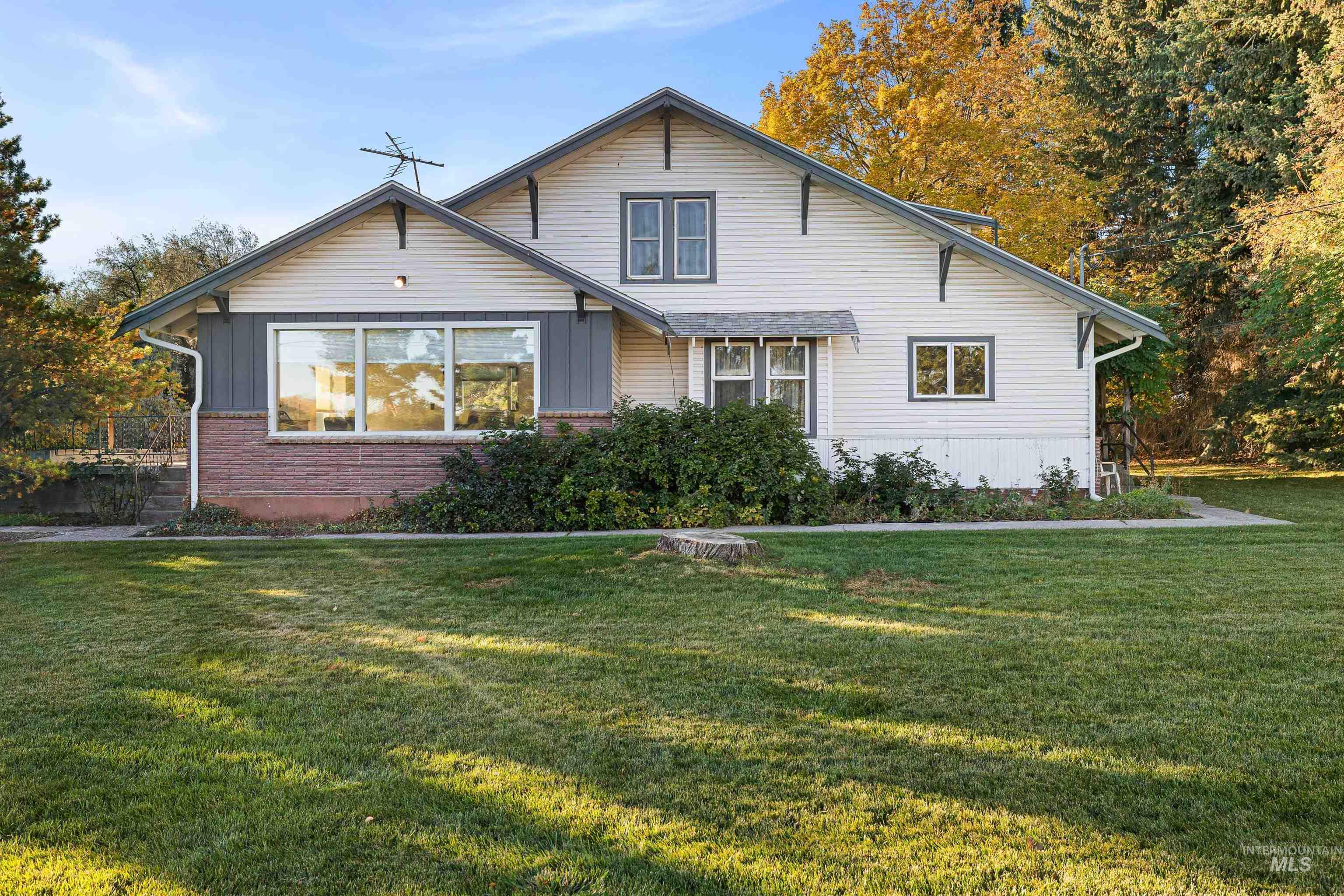 2539 E 3700 N, Twin Falls, Idaho 83301, 4 Bedrooms, 2 Bathrooms, Residential For Sale, Price $330,000, 98965968