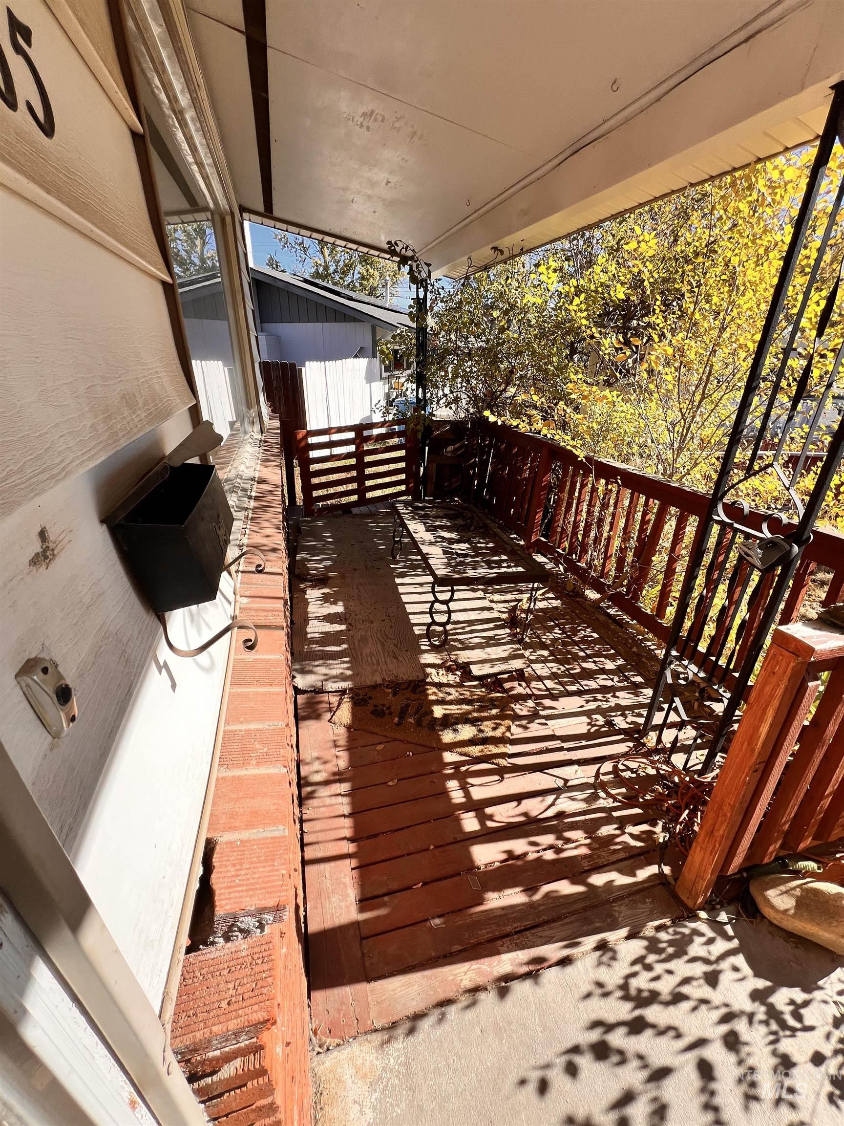 1065 Gridley Dr., Mountain Home, Idaho 83647, 5 Bedrooms, 2.5 Bathrooms, Residential For Sale, Price $199,900, 98965978