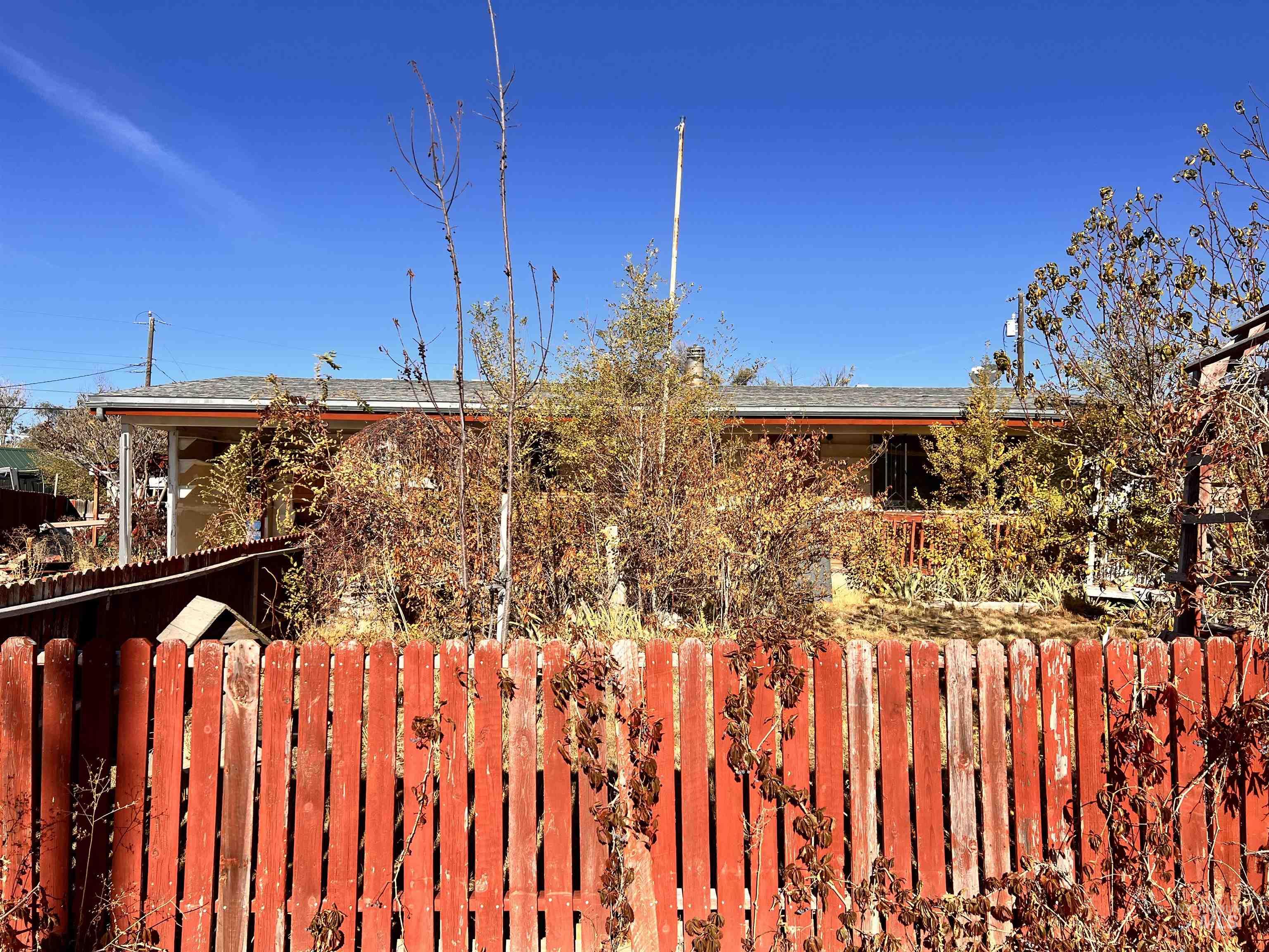 1065 Gridley Dr., Mountain Home, Idaho 83647, 5 Bedrooms, 2.5 Bathrooms, Residential For Sale, Price $199,900, 98965978