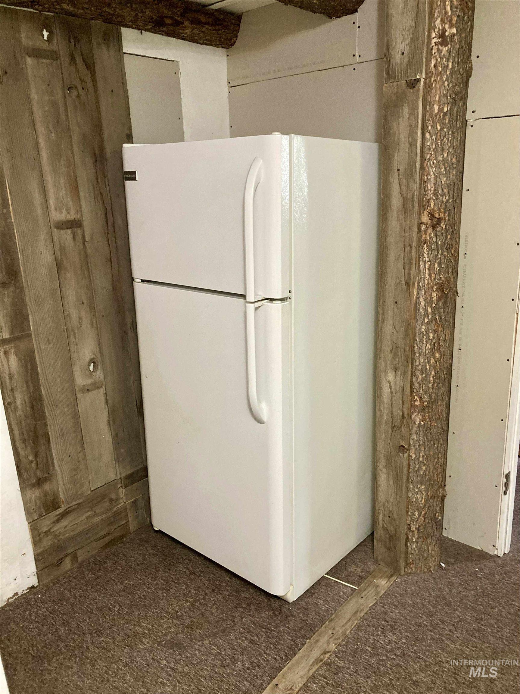 Detailed view of freestanding refrigerator