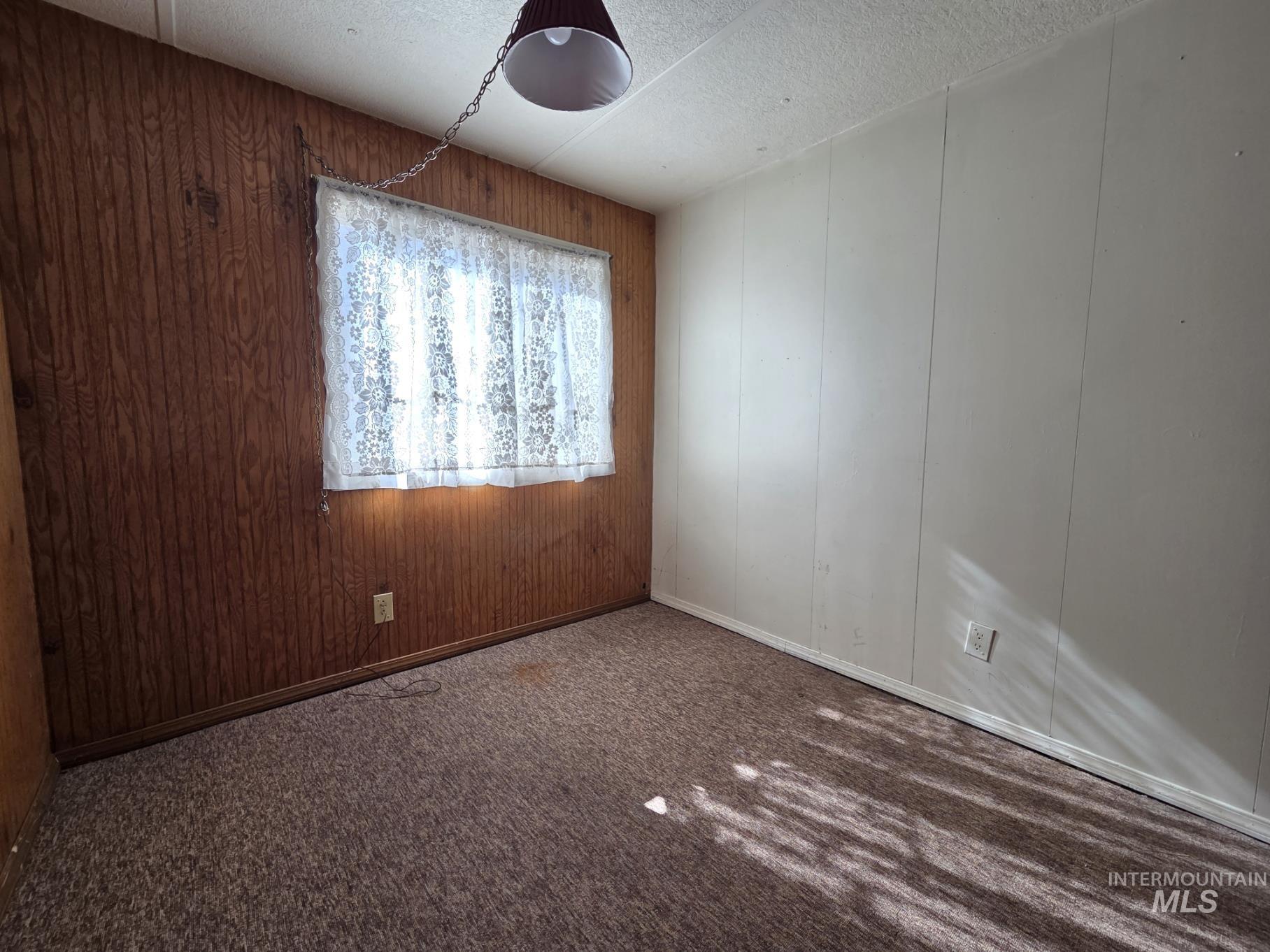 521 S H St., Rupert, Idaho 83350, 2 Bedrooms, 1 Bathroom, Residential For Sale, Price $68,000, 98965992