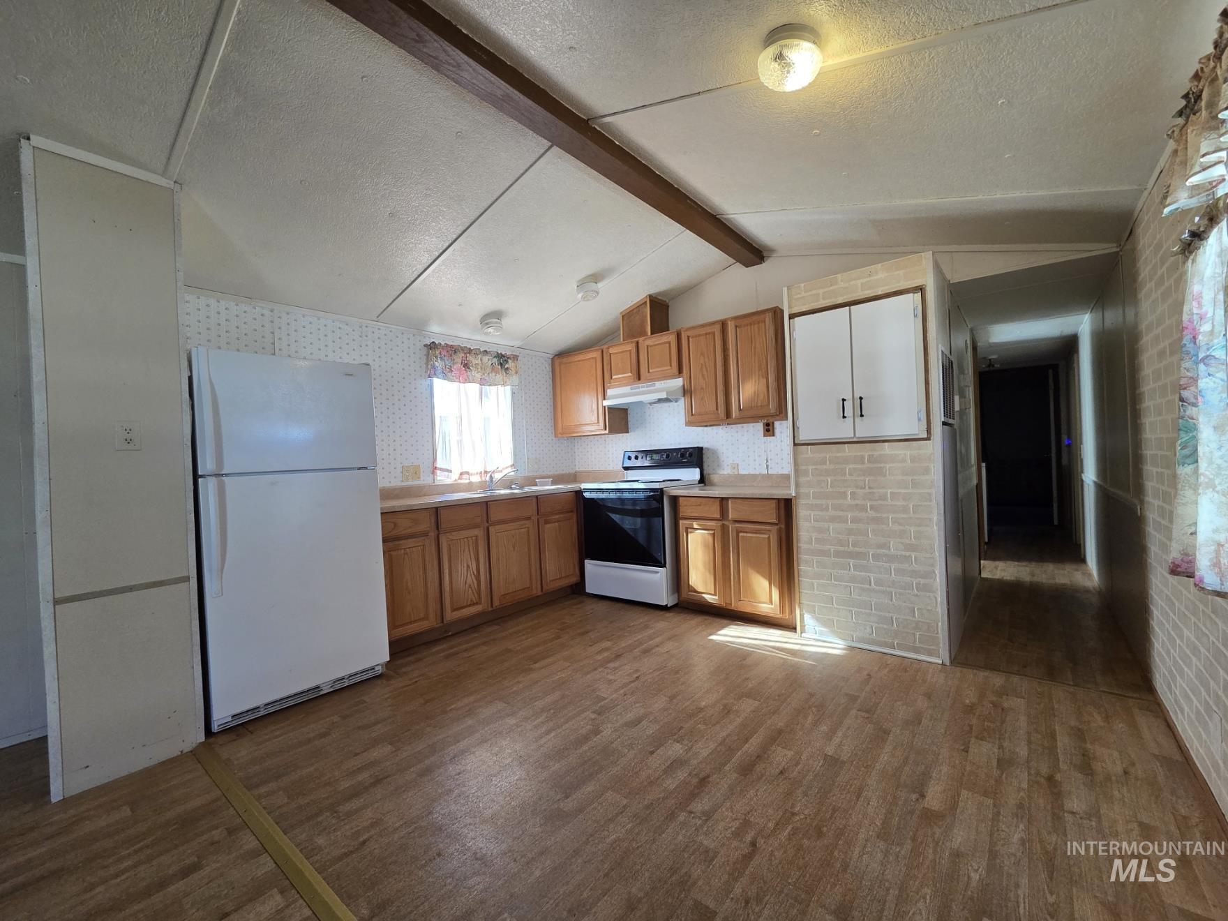 521 S H St., Rupert, Idaho 83350, 2 Bedrooms, 1 Bathroom, Residential For Sale, Price $68,000, 98965992