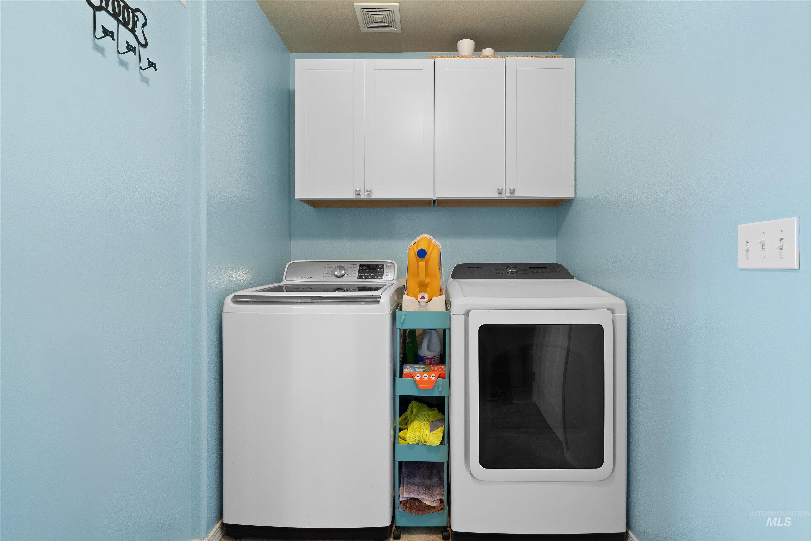 2657 N Matterdale Ave, Kuna, Idaho 83634-5104, 4 Bedrooms, 2.5 Bathrooms, Residential For Sale, Price $454,000, 98966008