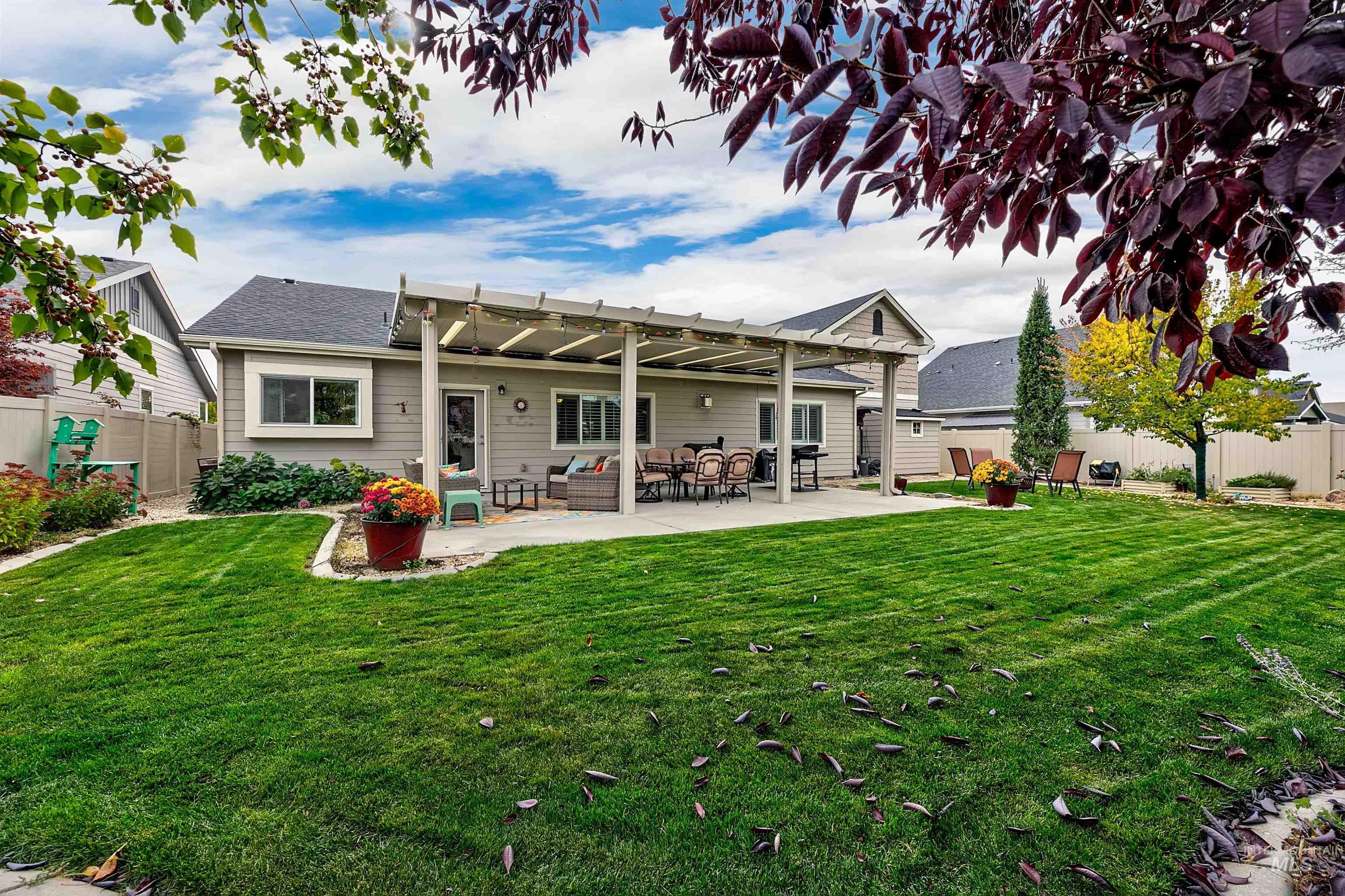 5286 W Torana Dr., Meridian, Idaho 83646, 3 Bedrooms, 2 Bathrooms, Residential For Sale, Price $699,000, 98966009