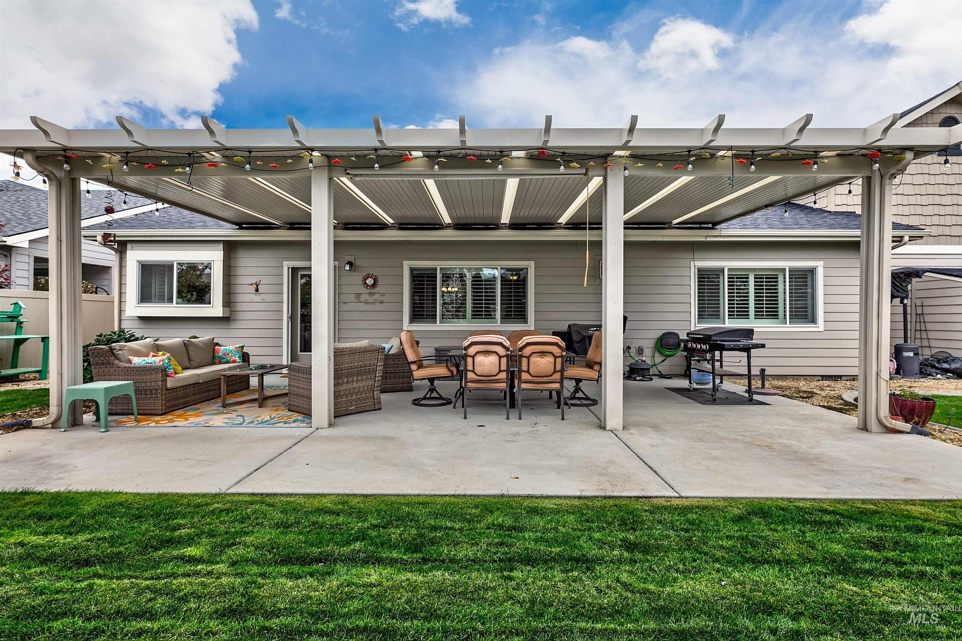 5286 W Torana Dr., Meridian, Idaho 83646, 3 Bedrooms, 2 Bathrooms, Residential For Sale, Price $699,000, 98966009