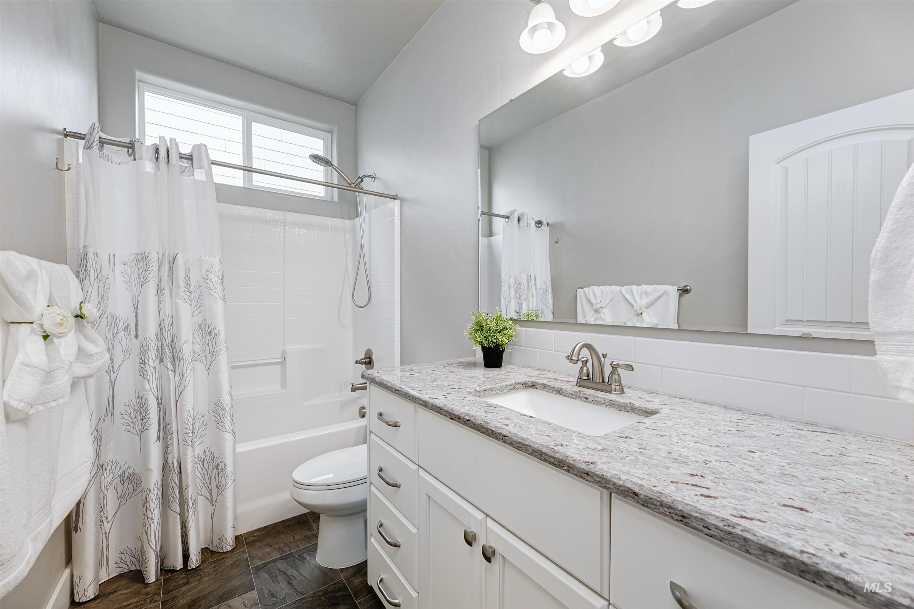 5286 W Torana Dr., Meridian, Idaho 83646, 3 Bedrooms, 2 Bathrooms, Residential For Sale, Price $699,000, 98966009