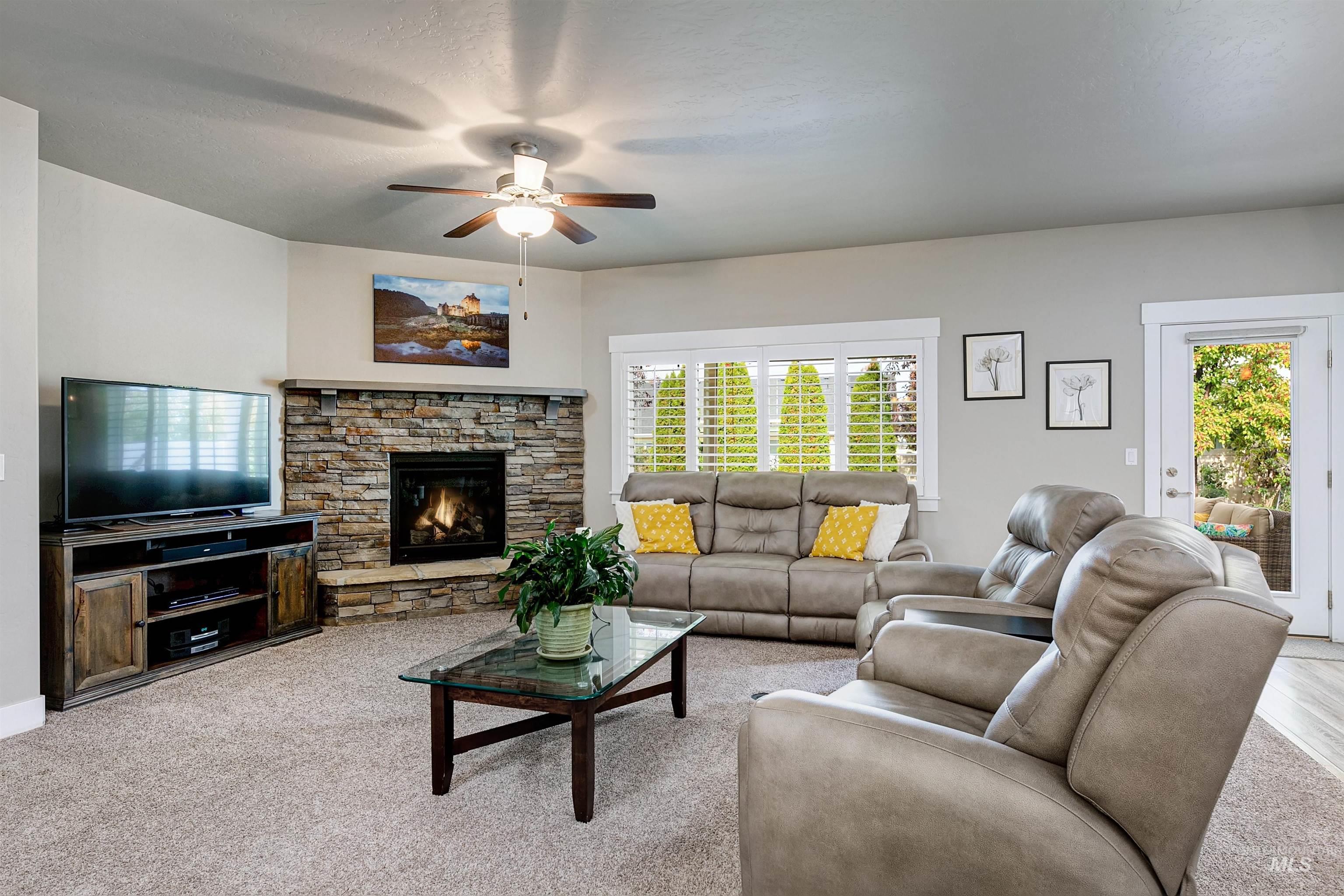 5286 W Torana Dr., Meridian, Idaho 83646, 3 Bedrooms, 2 Bathrooms, Residential For Sale, Price $699,000, 98966009