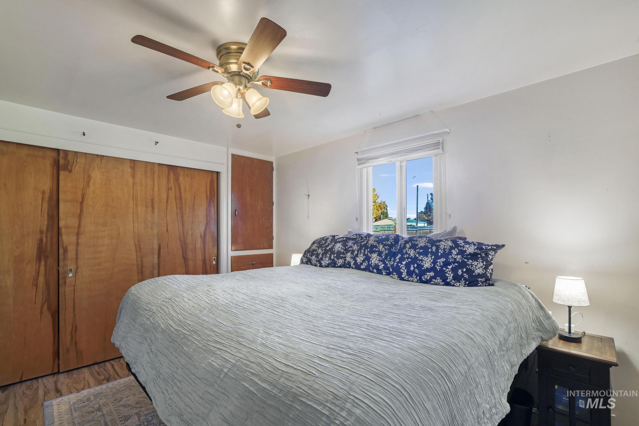 809 Idaho Ave., Filer, Idaho 83328, 2 Bedrooms, 1 Bathroom, Residential For Sale, Price $239,000, 98966011