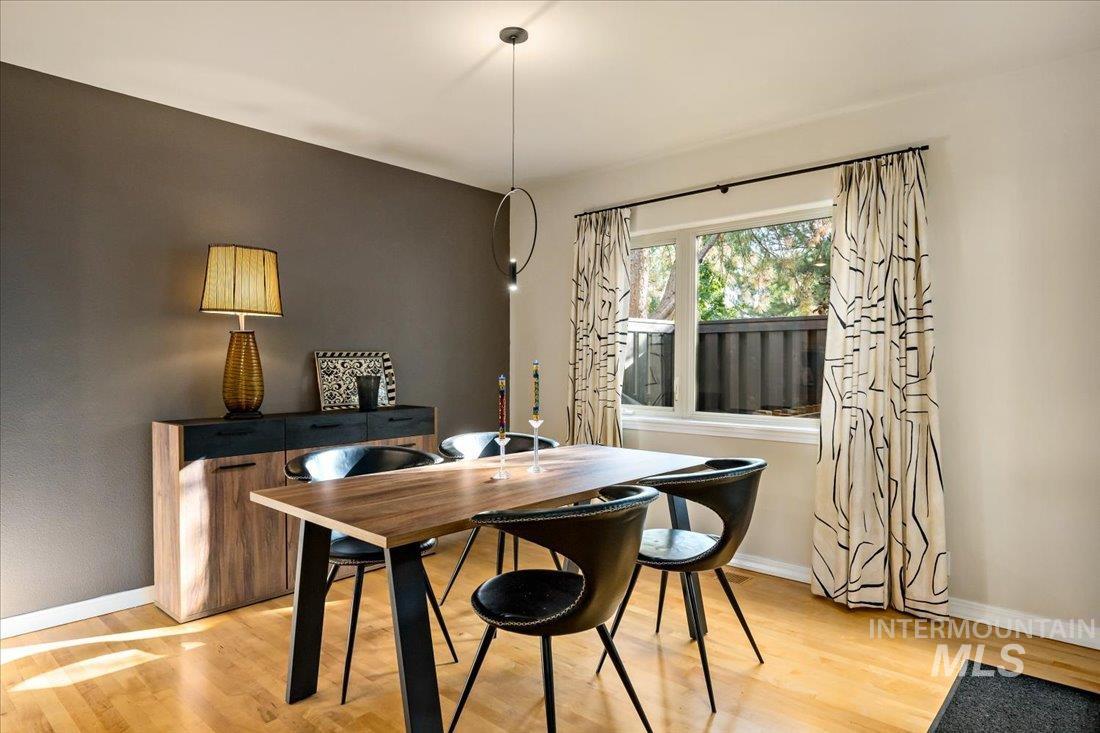 834 E Riverpark Lane, Boise, Idaho 83706, 2 Bedrooms, 3 Bathrooms, Residential For Sale, Price $600,000, 98966016