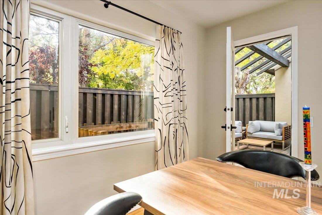 834 E Riverpark Lane, Boise, Idaho 83706, 2 Bedrooms, 3 Bathrooms, Residential For Sale, Price $600,000, 98966016