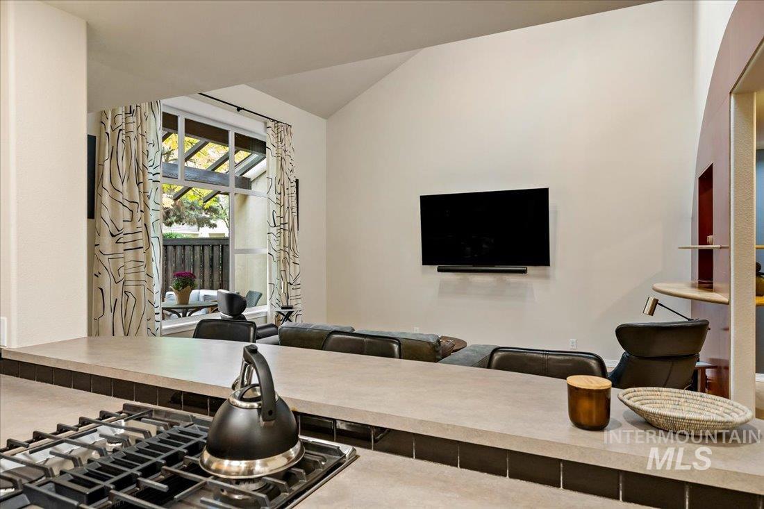 834 E Riverpark Lane, Boise, Idaho 83706, 2 Bedrooms, 3 Bathrooms, Residential For Sale, Price $600,000, 98966016