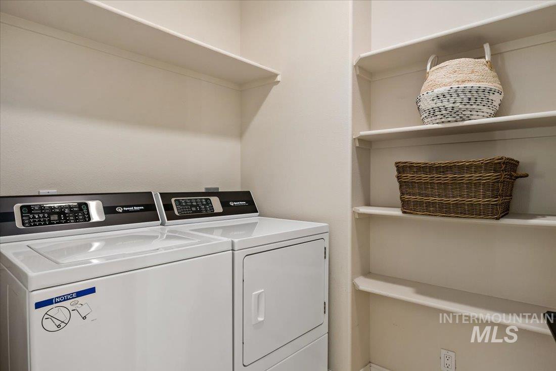 834 E Riverpark Lane, Boise, Idaho 83706, 2 Bedrooms, 3 Bathrooms, Residential For Sale, Price $600,000, 98966016