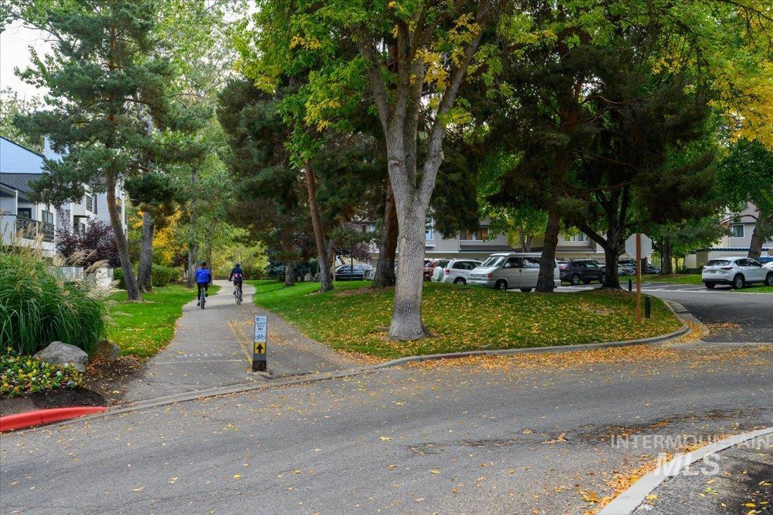 834 E Riverpark Lane, Boise, Idaho 83706, 2 Bedrooms, 3 Bathrooms, Residential For Sale, Price $600,000, 98966016