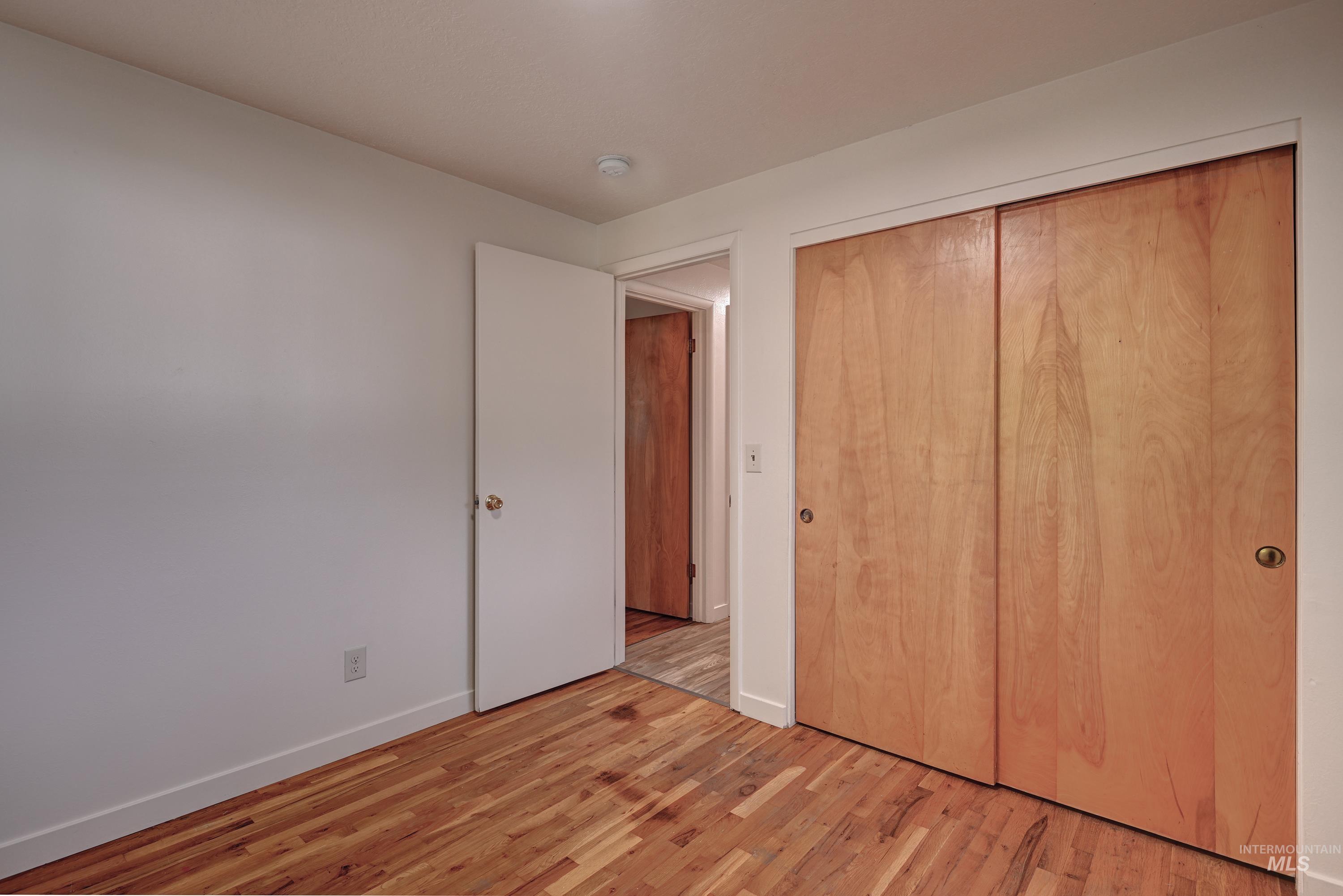 7203 W San Fernando Drive, Boise, Idaho 83704, 3 Bedrooms, 2 Bathrooms, Residential For Sale, Price $419,000, 98966017