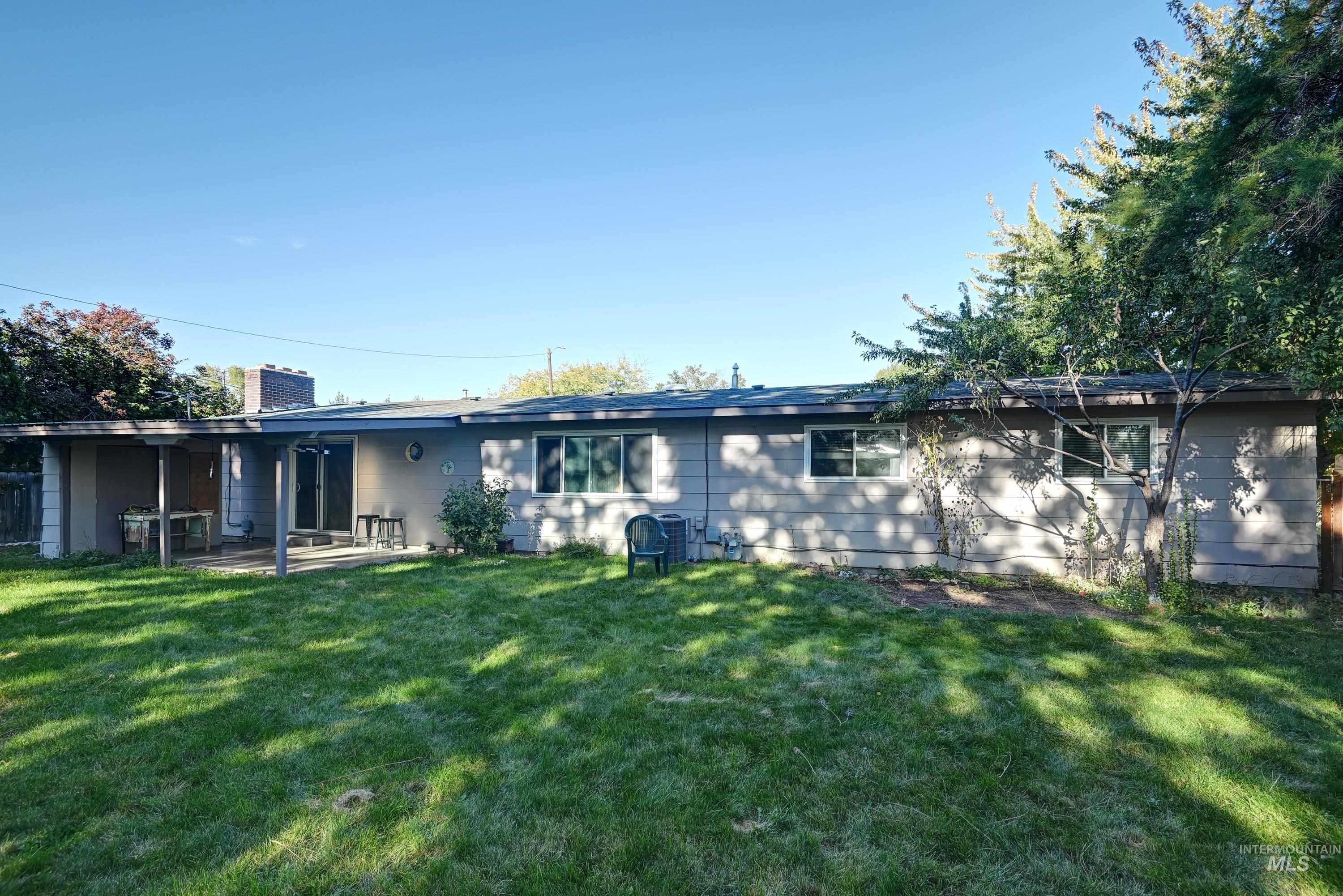 7203 W San Fernando Drive, Boise, Idaho 83704, 3 Bedrooms, 2 Bathrooms, Residential For Sale, Price $419,000, 98966017