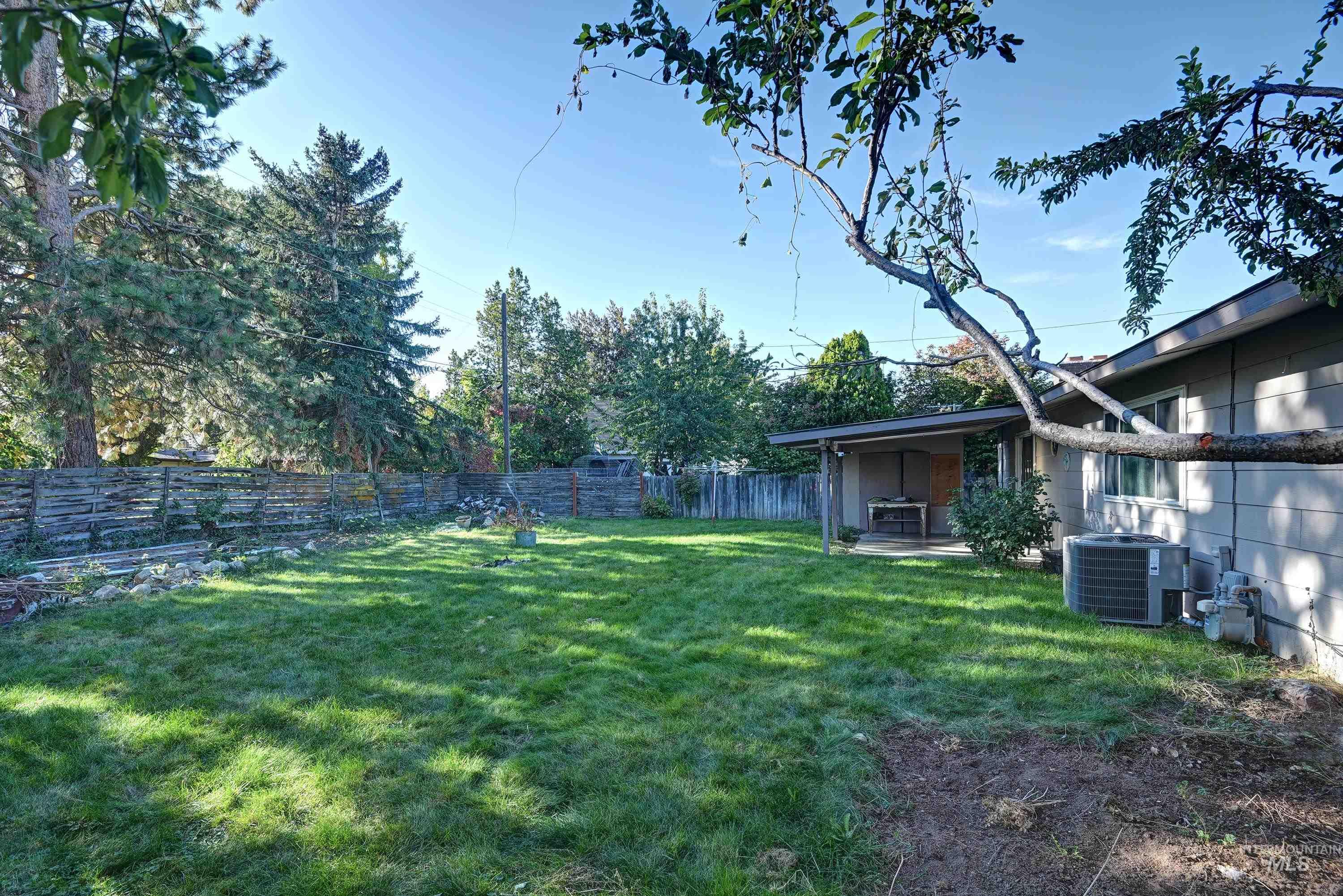 7203 W San Fernando Drive, Boise, Idaho 83704, 3 Bedrooms, 2 Bathrooms, Residential For Sale, Price $419,000, 98966017