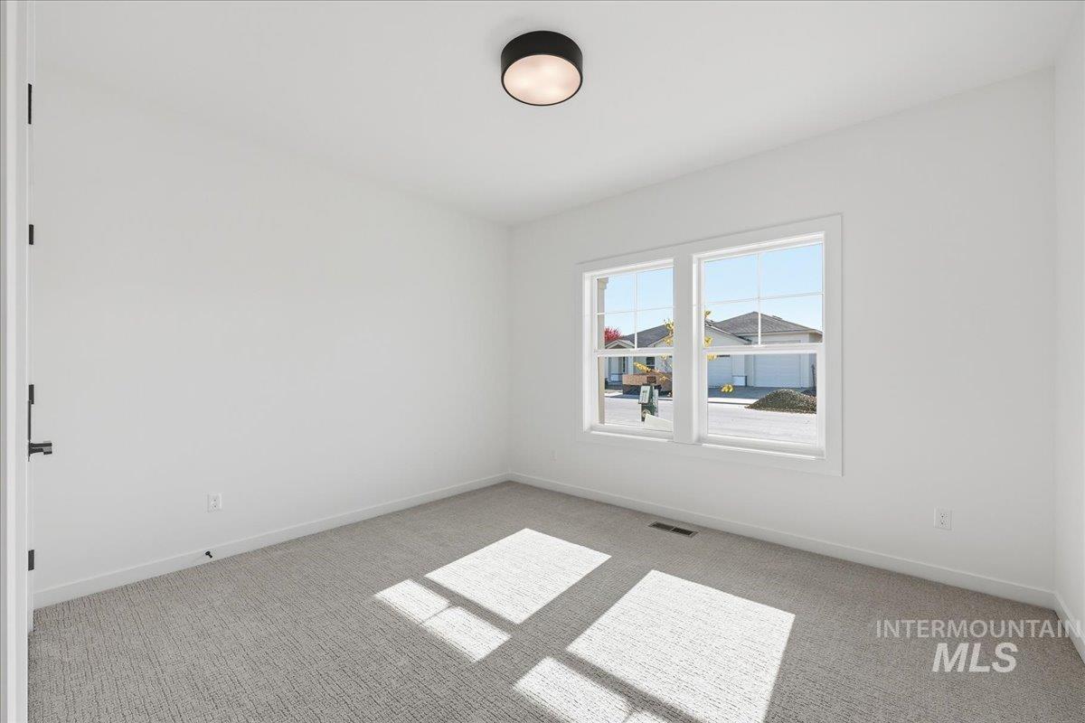 1748 Kayak Rd, Emmett, Idaho 83617, 3 Bedrooms, 2 Bathrooms, Residential For Sale, Price $489,900, 98966022