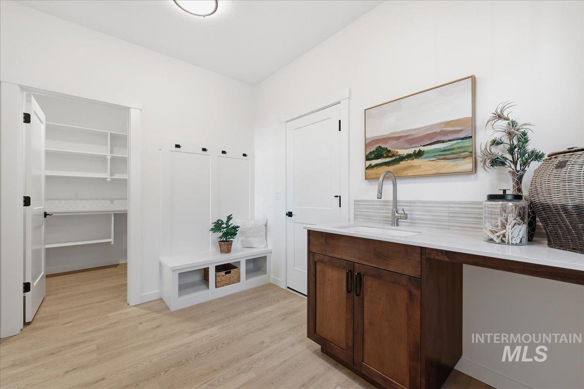 1748 Kayak Rd, Emmett, Idaho 83617, 3 Bedrooms, 2 Bathrooms, Residential For Sale, Price $489,900, 98966022