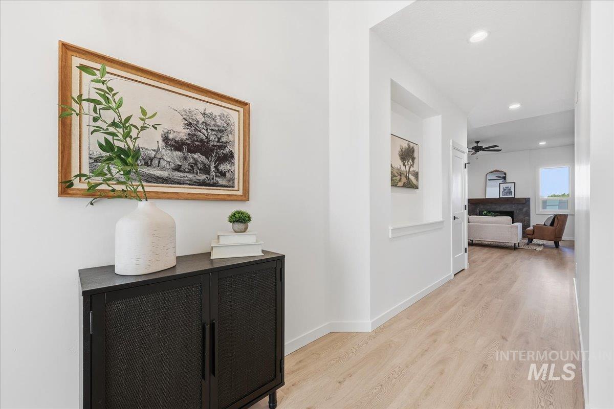 1748 Kayak Rd, Emmett, Idaho 83617, 3 Bedrooms, 2 Bathrooms, Residential For Sale, Price $489,900, 98966022