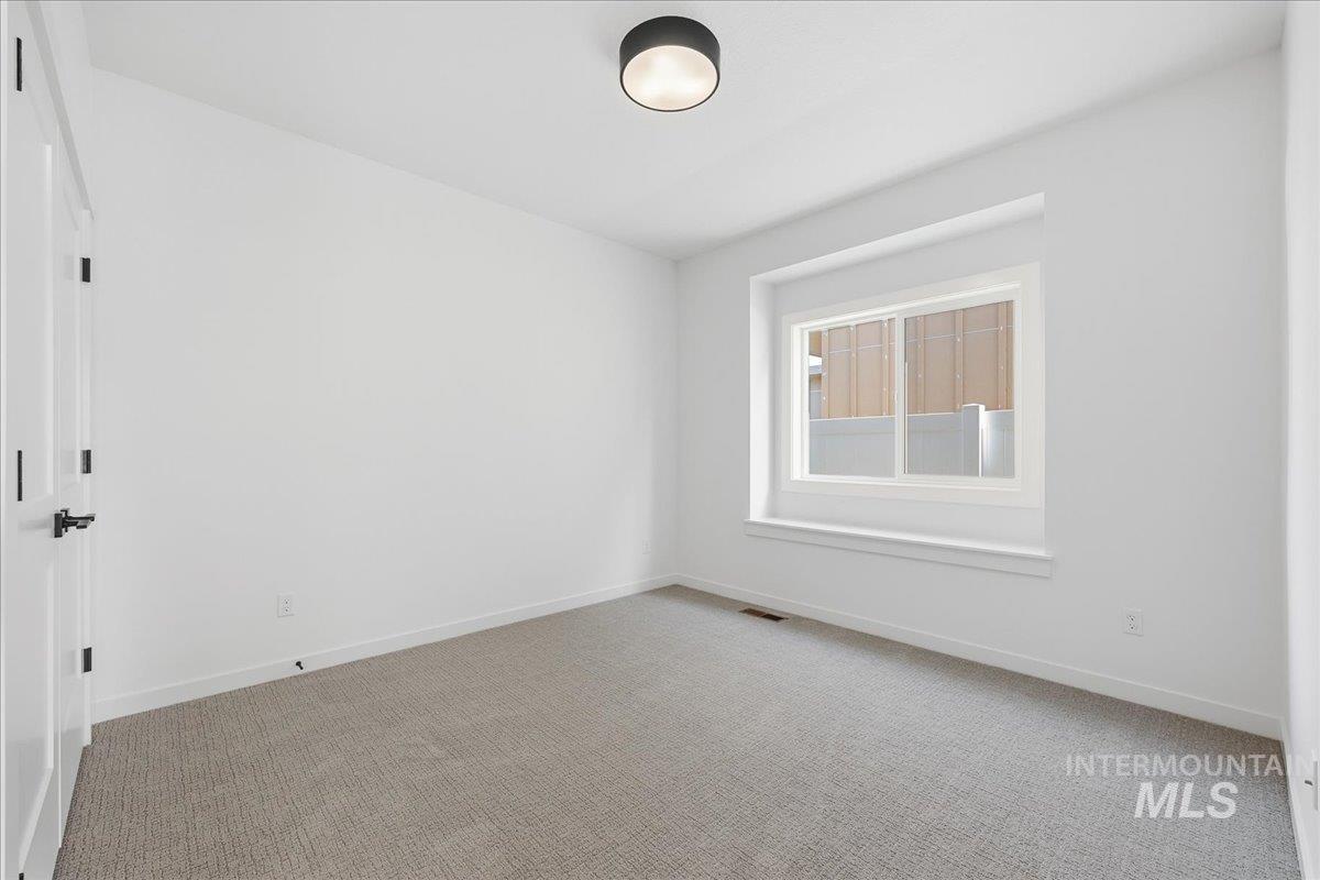 1748 Kayak Rd, Emmett, Idaho 83617, 3 Bedrooms, 2 Bathrooms, Residential For Sale, Price $489,900, 98966022