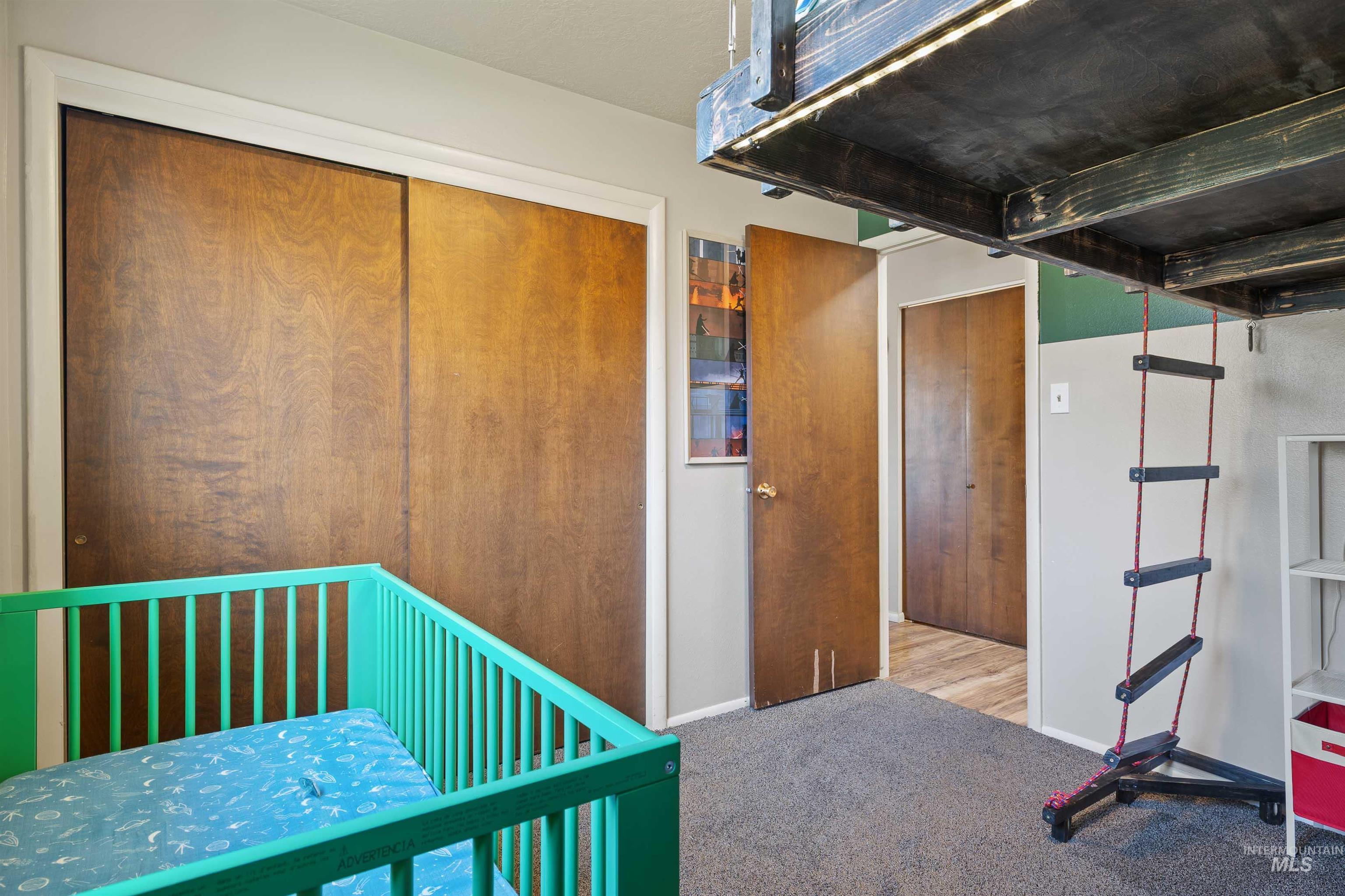 1234 Parkview Dr., Twin Falls, Idaho 83301, 3 Bedrooms, 1 Bathroom, Residential For Sale, Price $305,000, 98966023