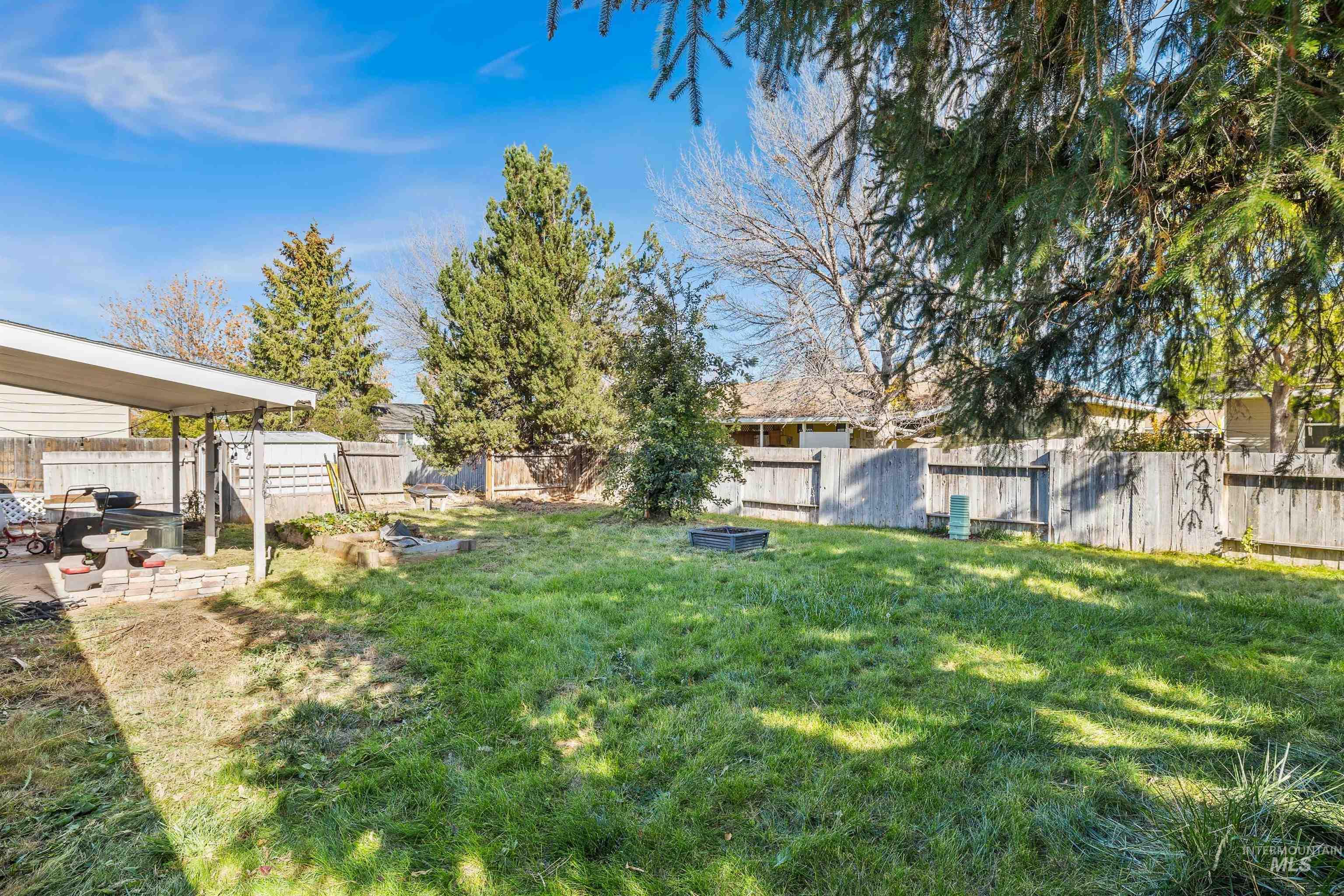 1234 Parkview Dr., Twin Falls, Idaho 83301, 3 Bedrooms, 1 Bathroom, Residential For Sale, Price $305,000, 98966023