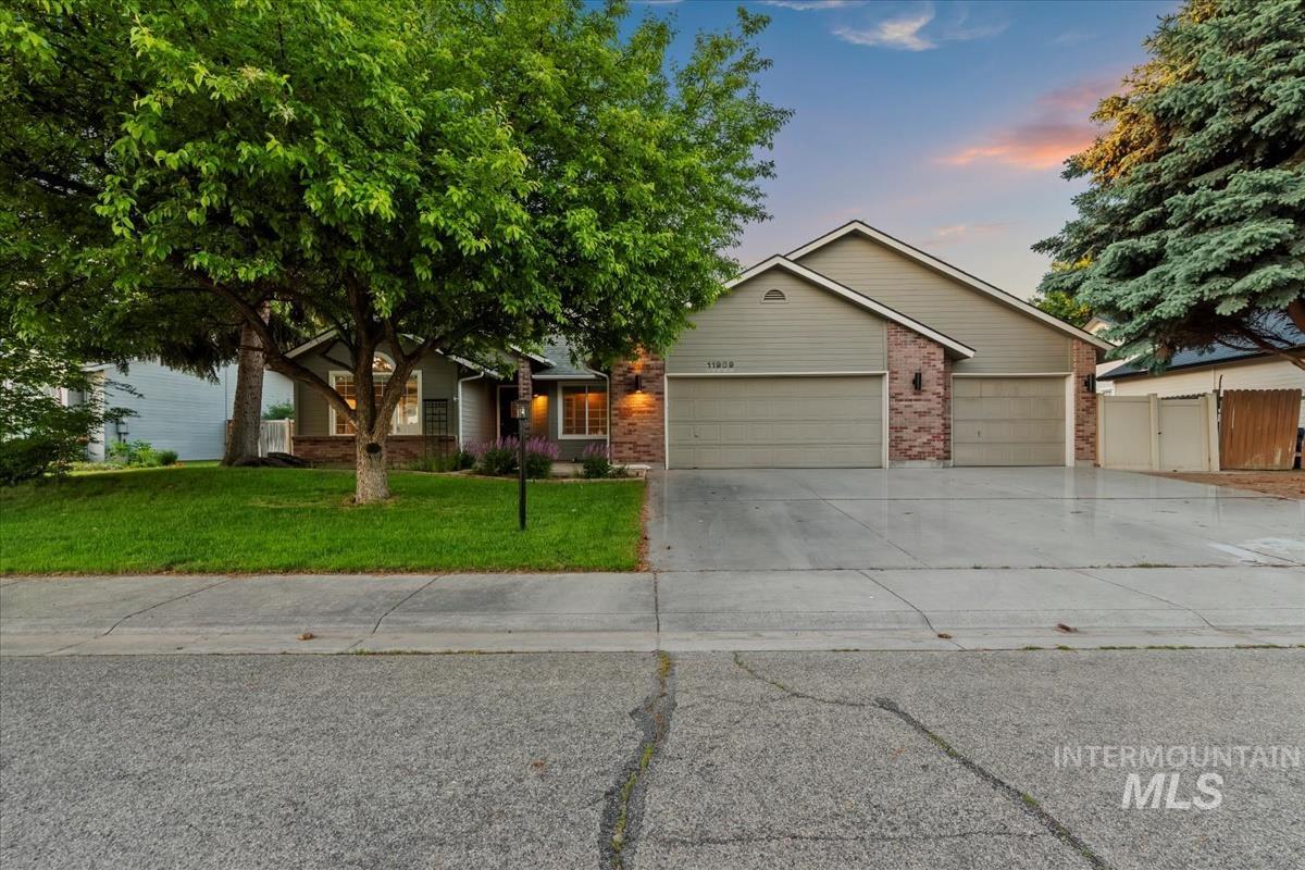 11909 W Patrina Dr, Boise, Idaho 83713, 3 Bedrooms, 2 Bathrooms, Residential For Sale, Price $509,900, 98966029