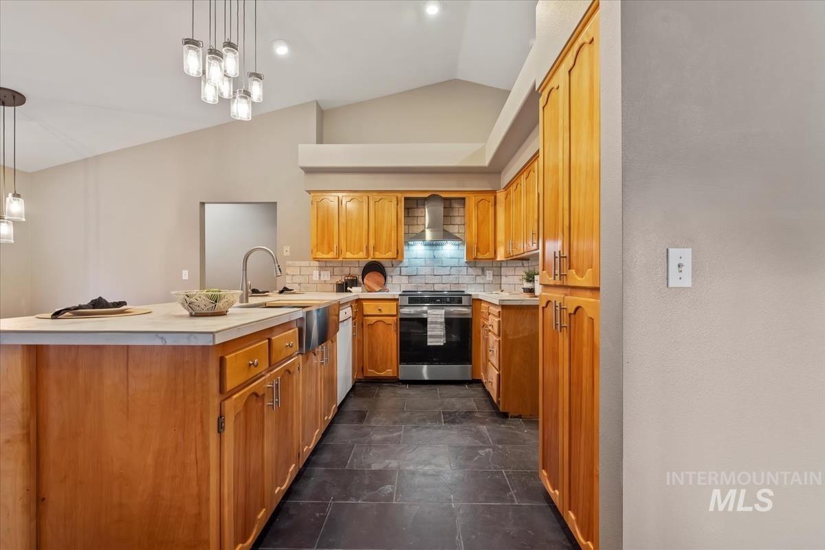 11909 W Patrina Dr, Boise, Idaho 83713, 3 Bedrooms, 2 Bathrooms, Residential For Sale, Price $509,900, 98966029