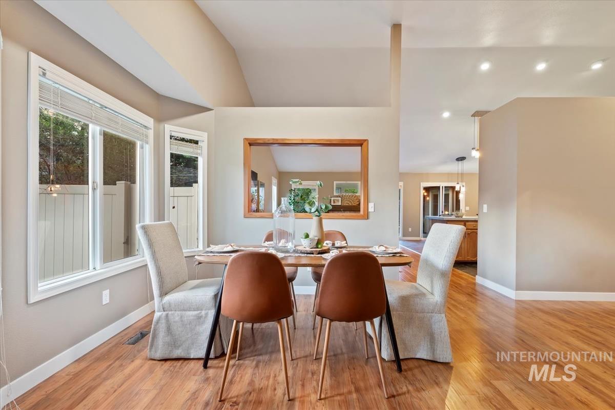 11909 W Patrina Dr, Boise, Idaho 83713, 3 Bedrooms, 2 Bathrooms, Residential For Sale, Price $509,900, 98966029