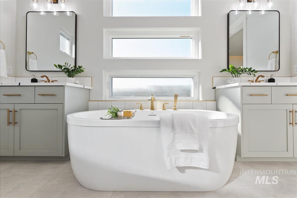 9973 S Peregrine Falcon Ave., Nampa, Idaho 83686, 3 Bedrooms, 3 Bathrooms, Residential For Sale, Price $929,900, 98966034