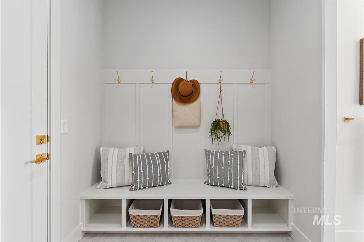 9973 S Peregrine Falcon Ave., Nampa, Idaho 83686, 3 Bedrooms, 3 Bathrooms, Residential For Sale, Price $929,900, 98966034