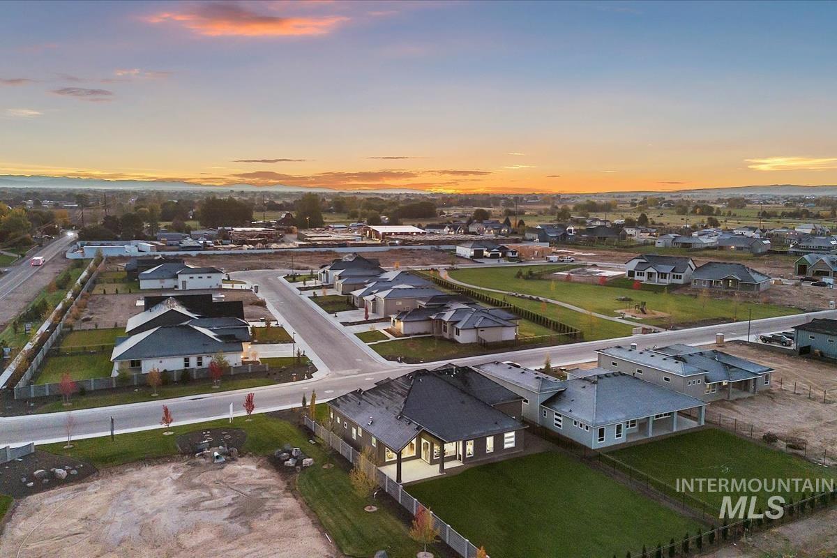 9973 S Peregrine Falcon Ave., Nampa, Idaho 83686, 3 Bedrooms, 3 Bathrooms, Residential For Sale, Price $929,900, 98966034