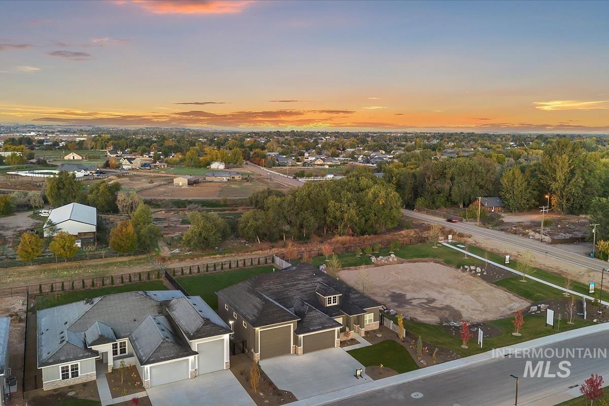 9973 S Peregrine Falcon Ave., Nampa, Idaho 83686, 3 Bedrooms, 3 Bathrooms, Residential For Sale, Price $929,900, 98966034