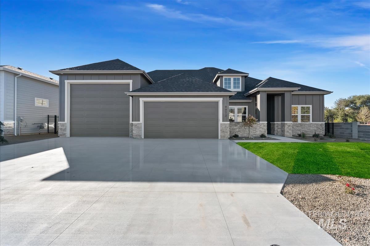 9973 S Peregrine Falcon Ave., Nampa, Idaho 83686, 3 Bedrooms, 3 Bathrooms, Residential For Sale, Price $929,900, 98966034