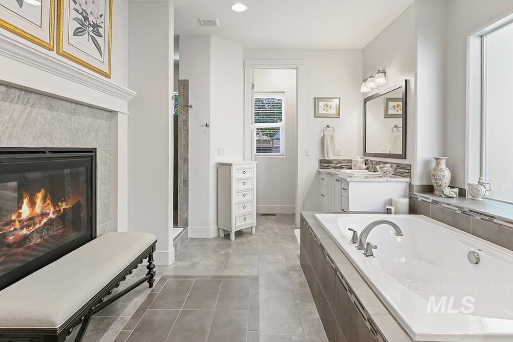 5893 N Senita Hills Ave, Meridian, Idaho 83646, 4 Bedrooms, 2.5 Bathrooms, Residential For Sale, Price $940,000, 98966037