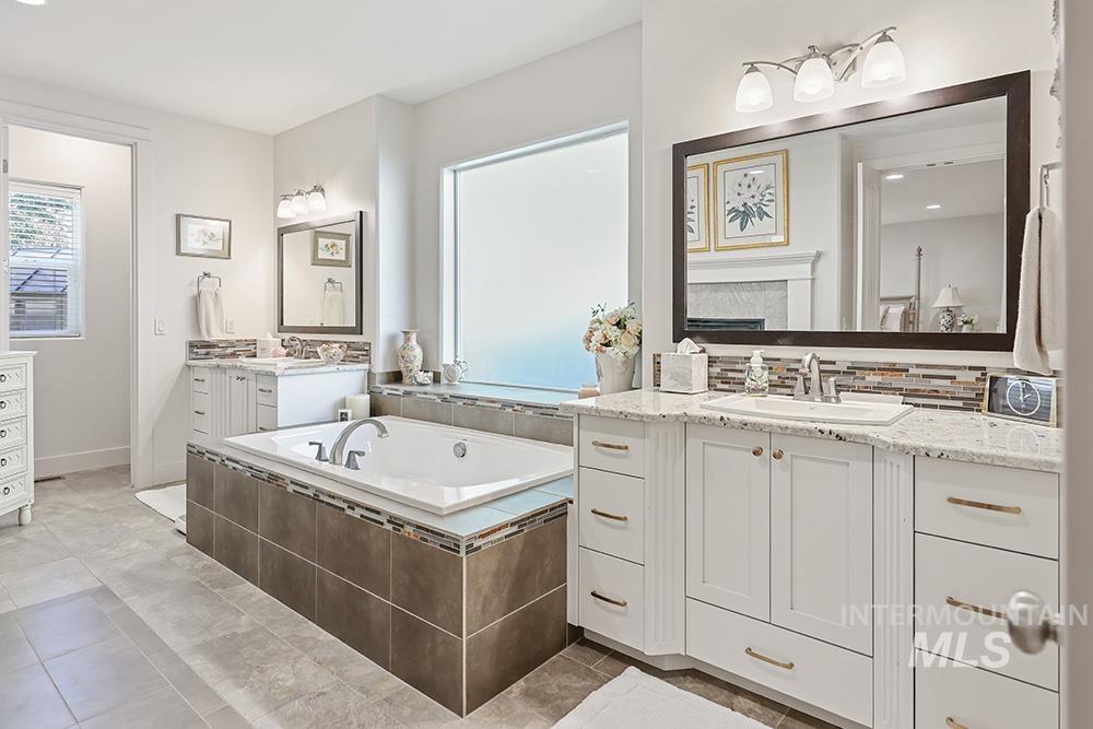 5893 N Senita Hills Ave, Meridian, Idaho 83646, 4 Bedrooms, 2.5 Bathrooms, Residential For Sale, Price $940,000, 98966037