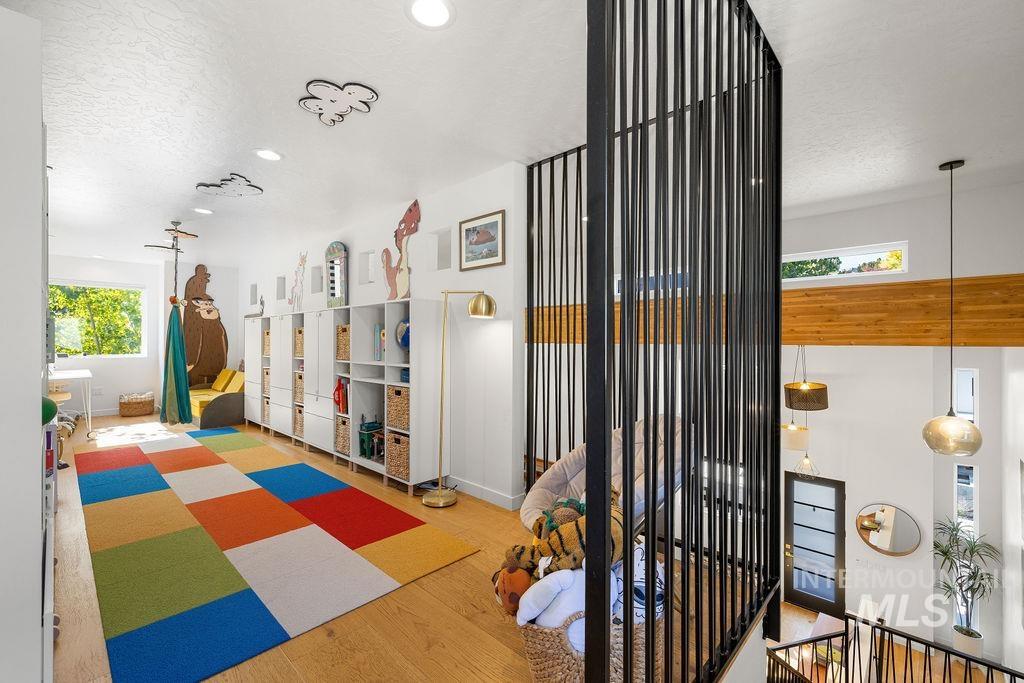 1702 N Mockbee, Boise, Idaho 83702, 4 Bedrooms, 3.5 Bathrooms, Residential For Sale, Price $1,247,000, 98966039