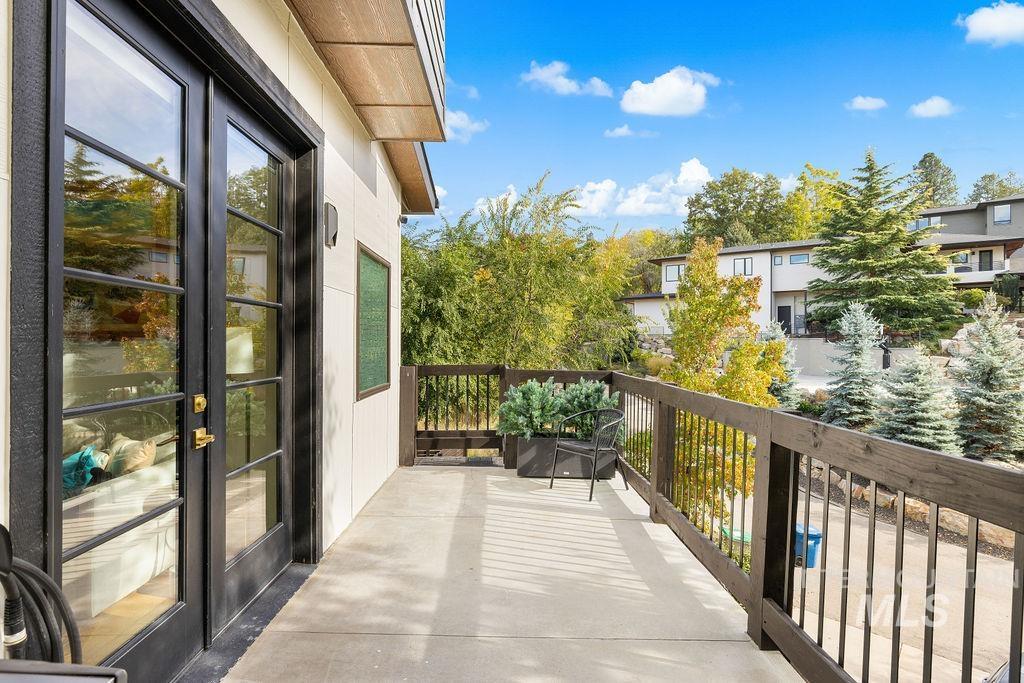 1702 N Mockbee, Boise, Idaho 83702, 4 Bedrooms, 3.5 Bathrooms, Residential For Sale, Price $1,247,000, 98966039