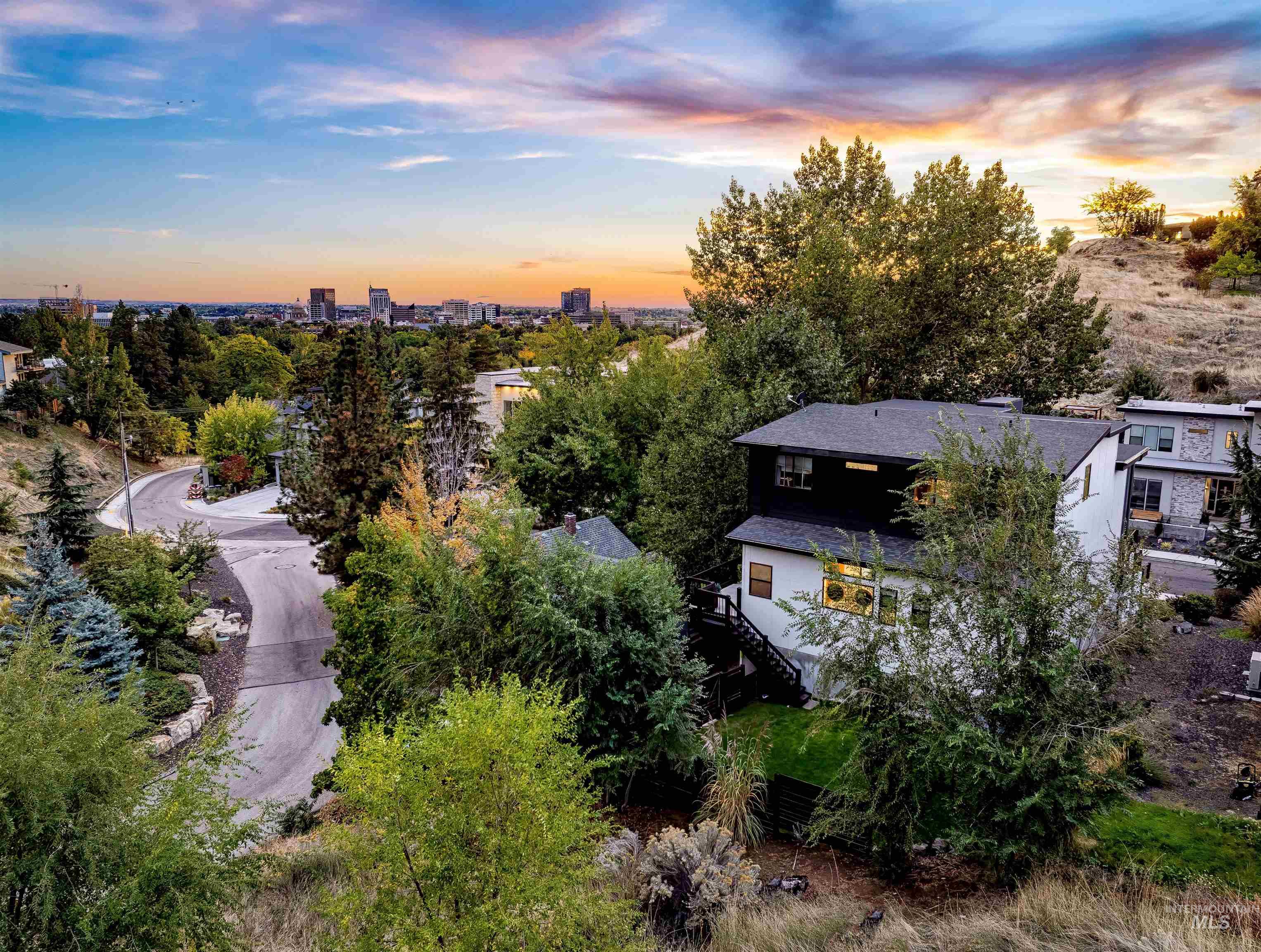 1702 N Mockbee, Boise, Idaho 83702, 4 Bedrooms, 3.5 Bathrooms, Residential For Sale, Price $1,247,000, 98966039