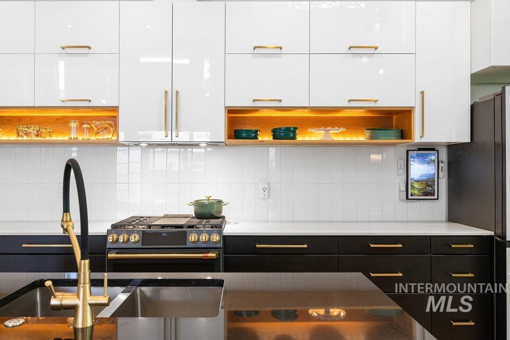 1702 N Mockbee, Boise, Idaho 83702, 4 Bedrooms, 3.5 Bathrooms, Residential For Sale, Price $1,247,000, 98966039