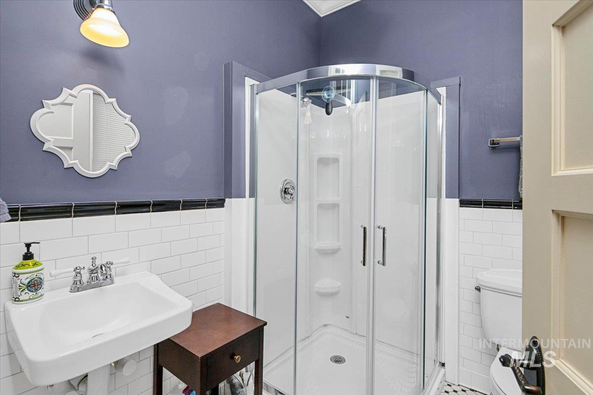 1010 W Hays St, Boise, Idaho 83702, 4 Rooms, Business/Commercial For Sale, Price $725,000, 98966054