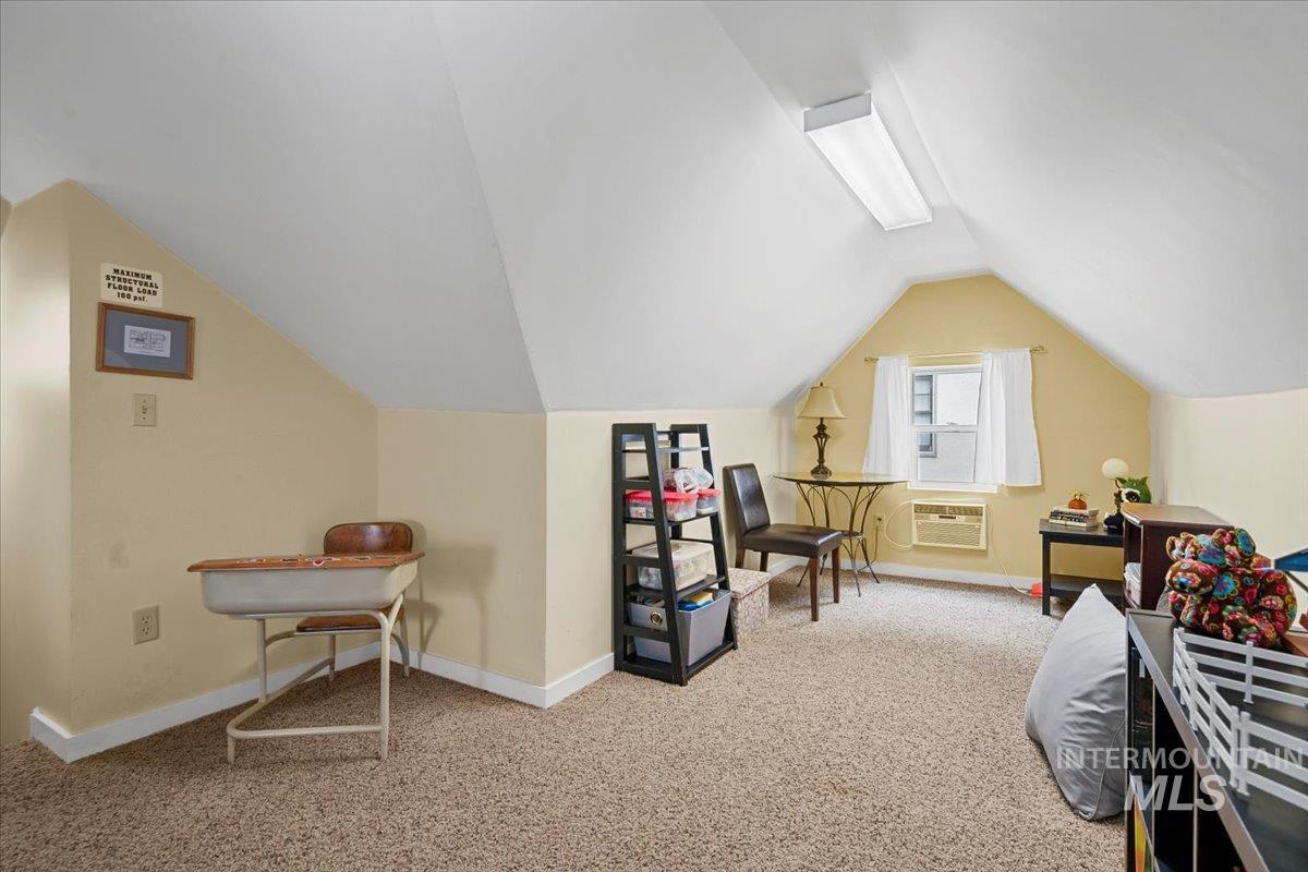 1010 W Hays St, Boise, Idaho 83702, 4 Rooms, Business/Commercial For Sale, Price $725,000, 98966054