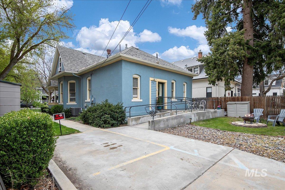 1010 W Hays St, Boise, Idaho 83702, 4 Rooms, Business/Commercial For Sale, Price $725,000, 98966054