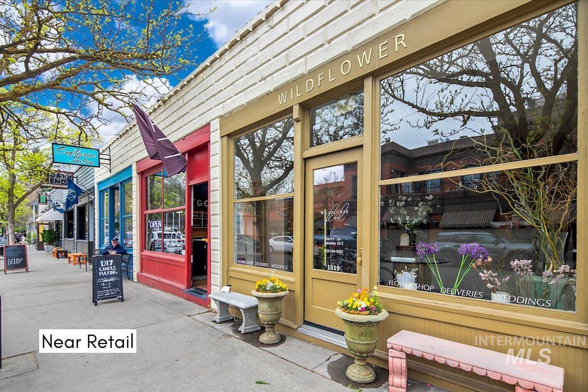 1010 W Hays St, Boise, Idaho 83702, 4 Rooms, Business/Commercial For Sale, Price $725,000, 98966054