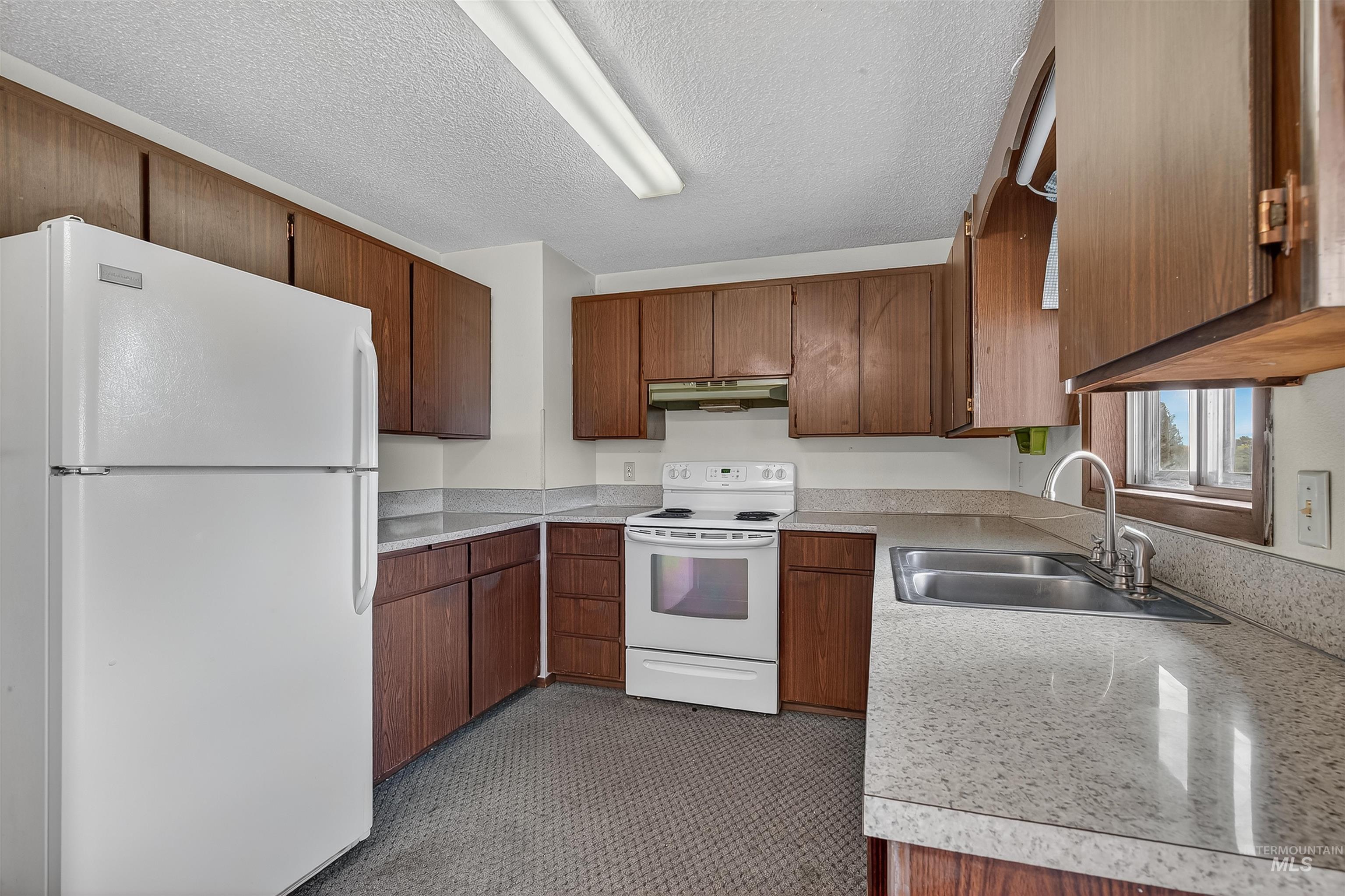 1402 Burrell Ave, Lewiston, Idaho 83501, 4 Bedrooms, 2 Bathrooms, Residential For Sale, Price $379,000, 98966074