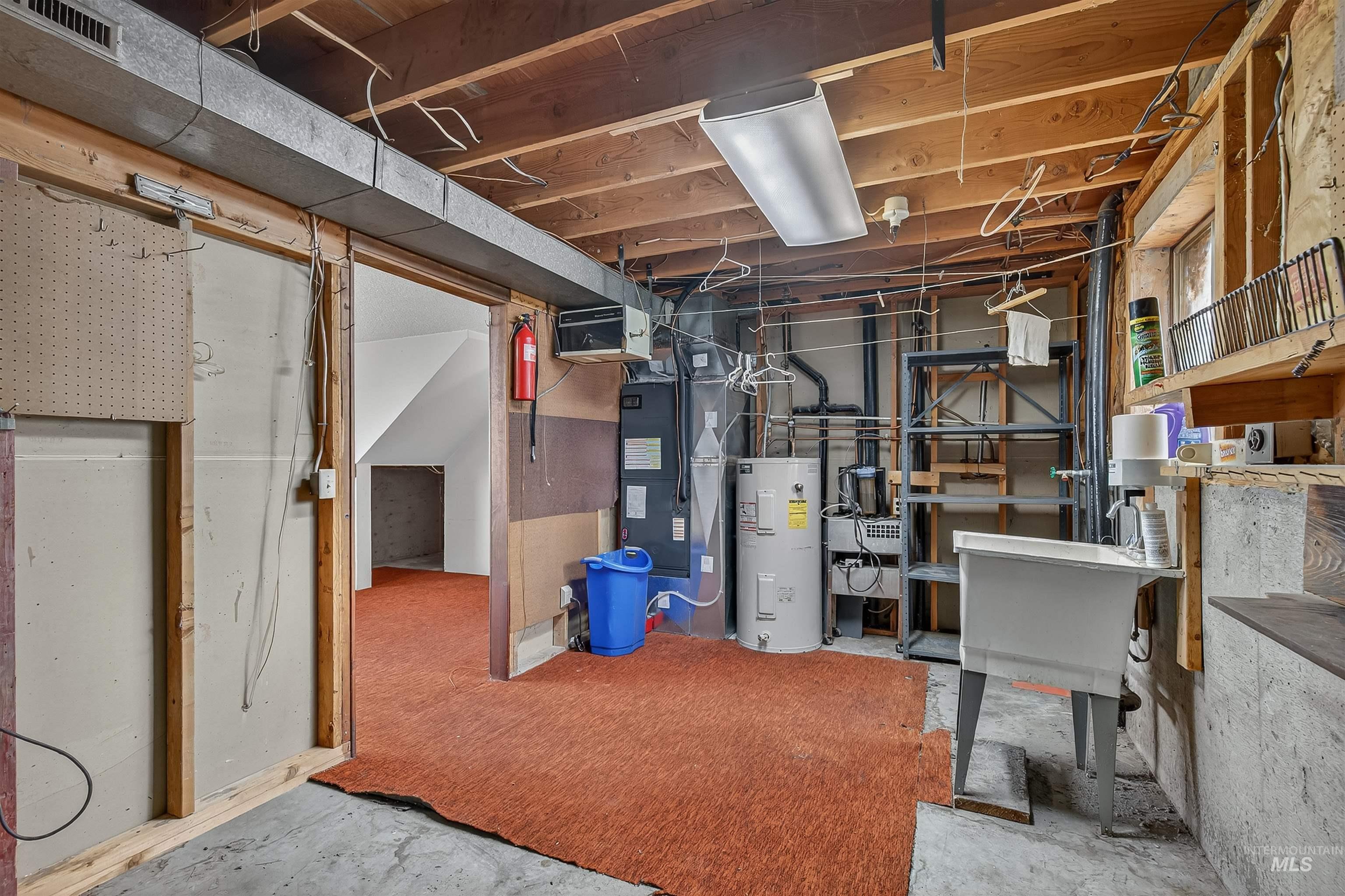 1402 Burrell Ave, Lewiston, Idaho 83501, 4 Bedrooms, 2 Bathrooms, Residential For Sale, Price $379,000, 98966074