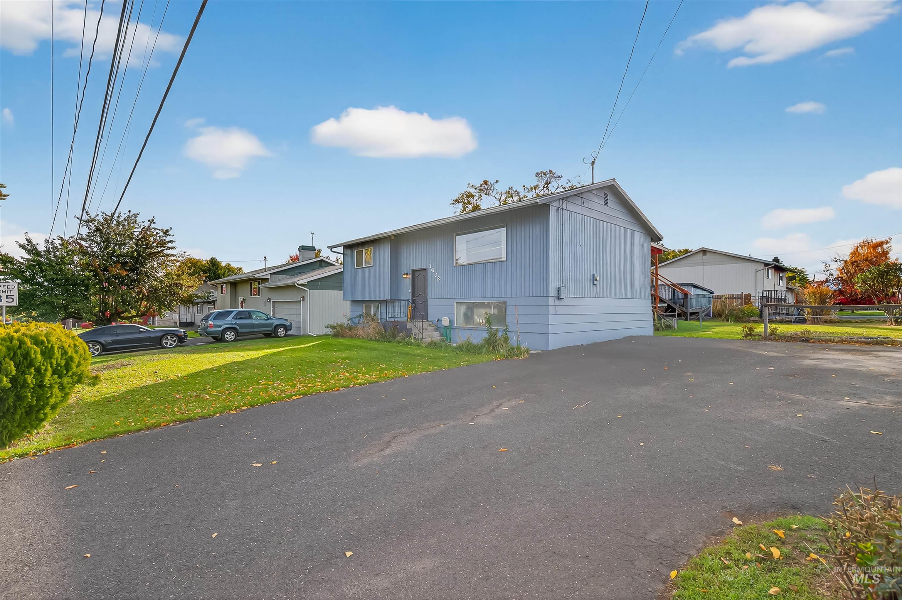 1402 Burrell Ave, Lewiston, Idaho 83501, 4 Bedrooms, 2 Bathrooms, Residential For Sale, Price $379,000, 98966074