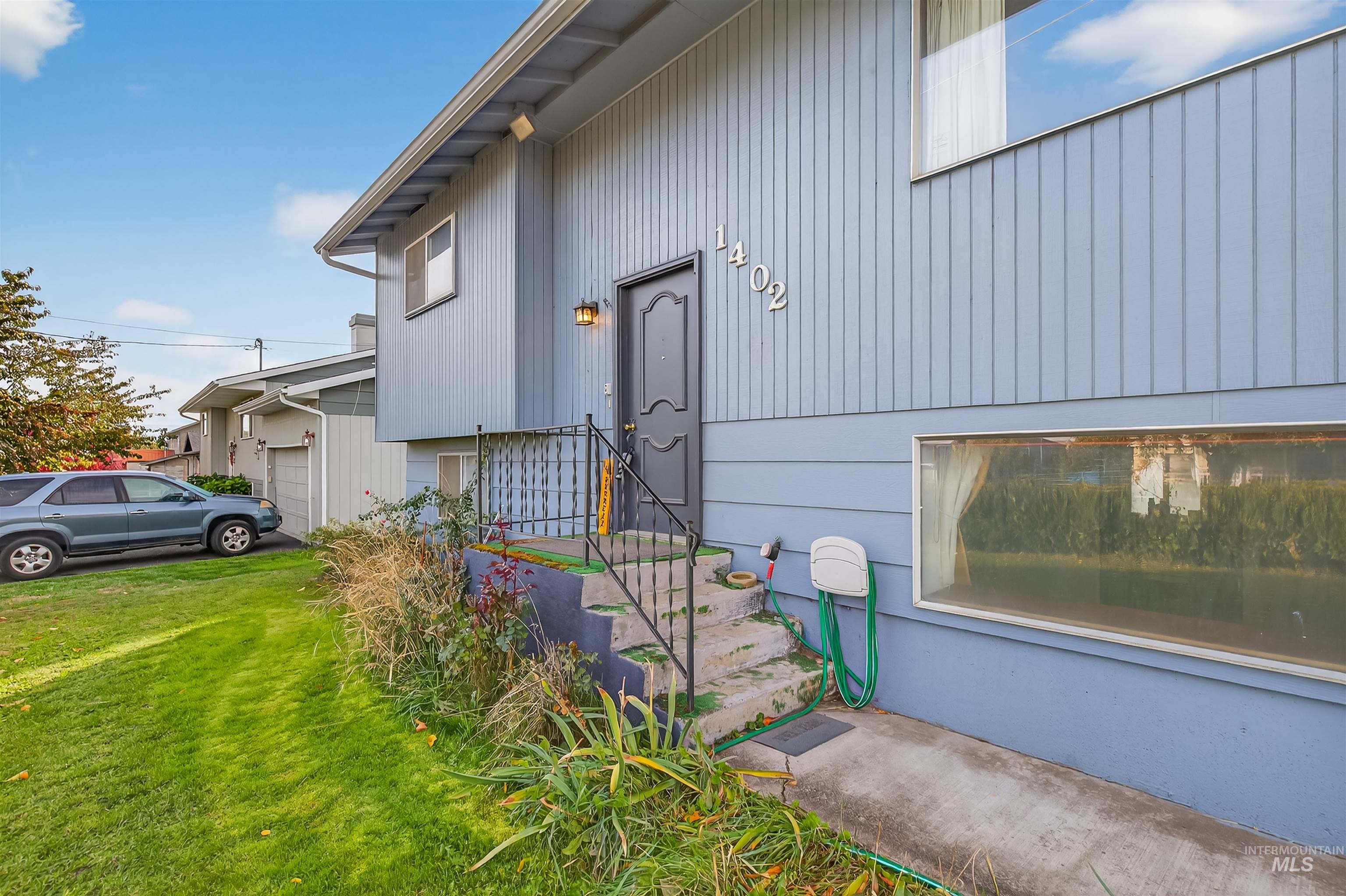 1402 Burrell Ave, Lewiston, Idaho 83501, 4 Bedrooms, 2 Bathrooms, Residential For Sale, Price $379,000, 98966074